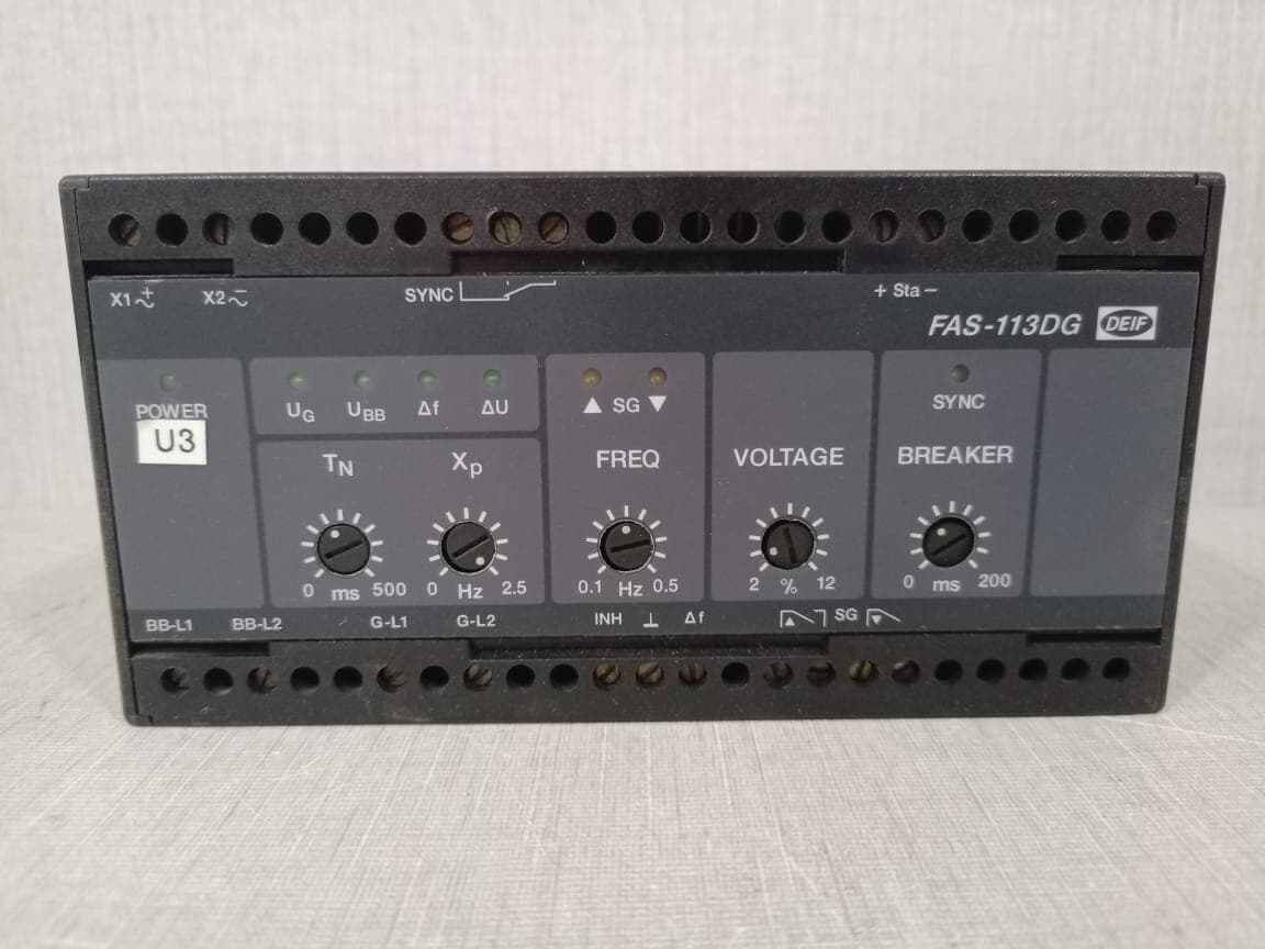 DEIF FAS-113DG 700172.30 230VAC 400V Controller Synchronizer- W/O FRONT COVER