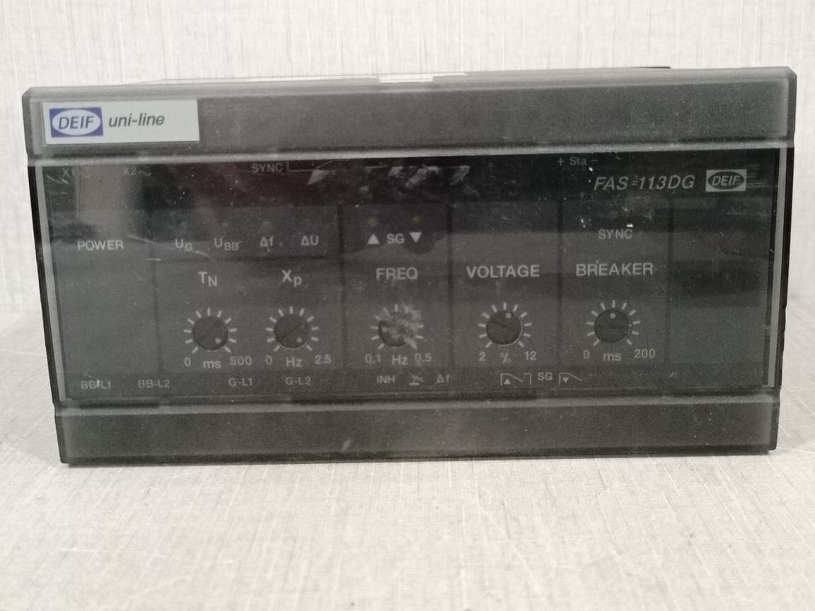 DEIF FAS-113DG CONTROLLER SYCHRONIZER 700171.30 400V 230VAC