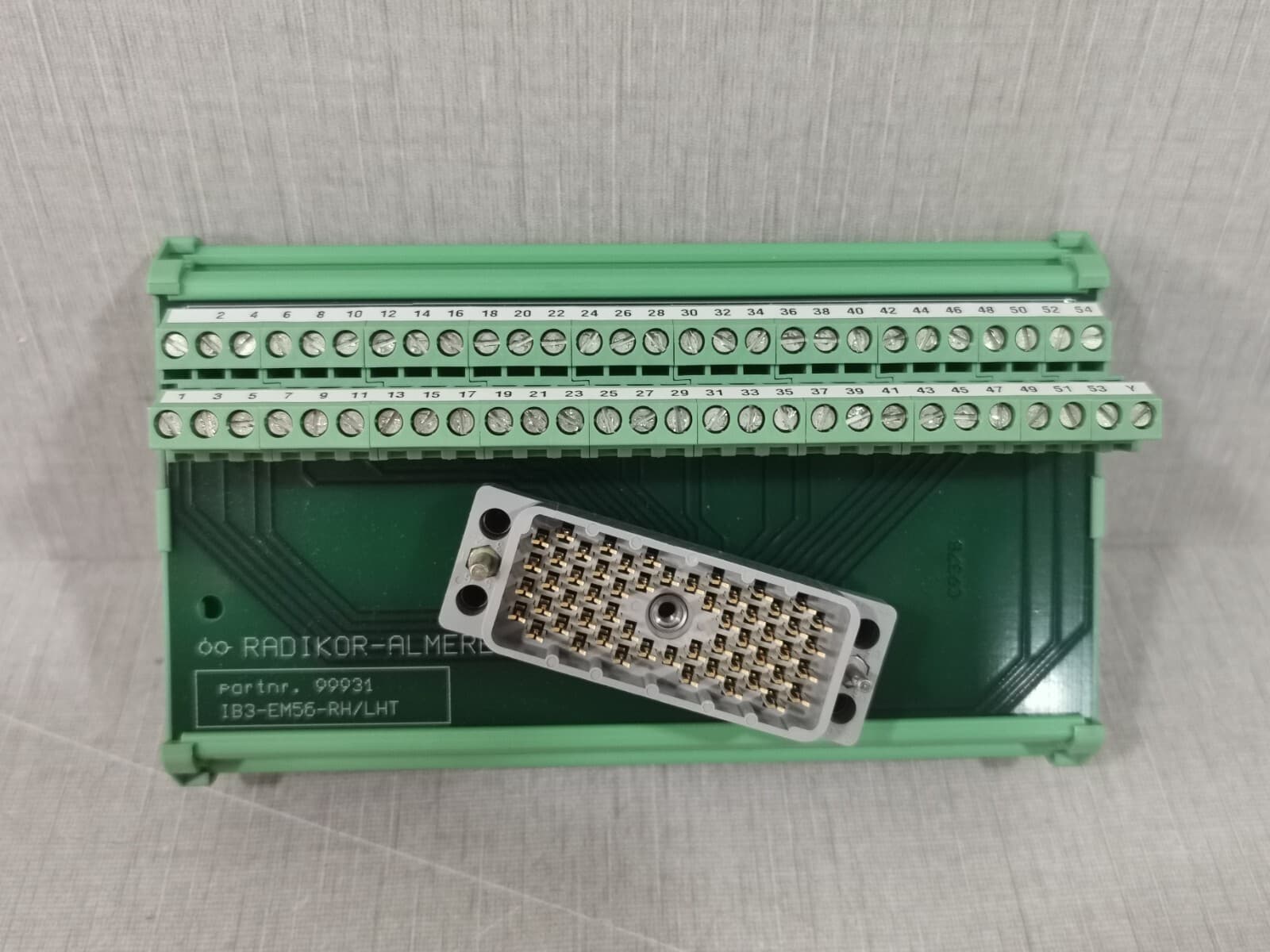 Phoenix Contact IB 3-EM56-RH/LHT Radikor-Almere 99931 Interconnection Module