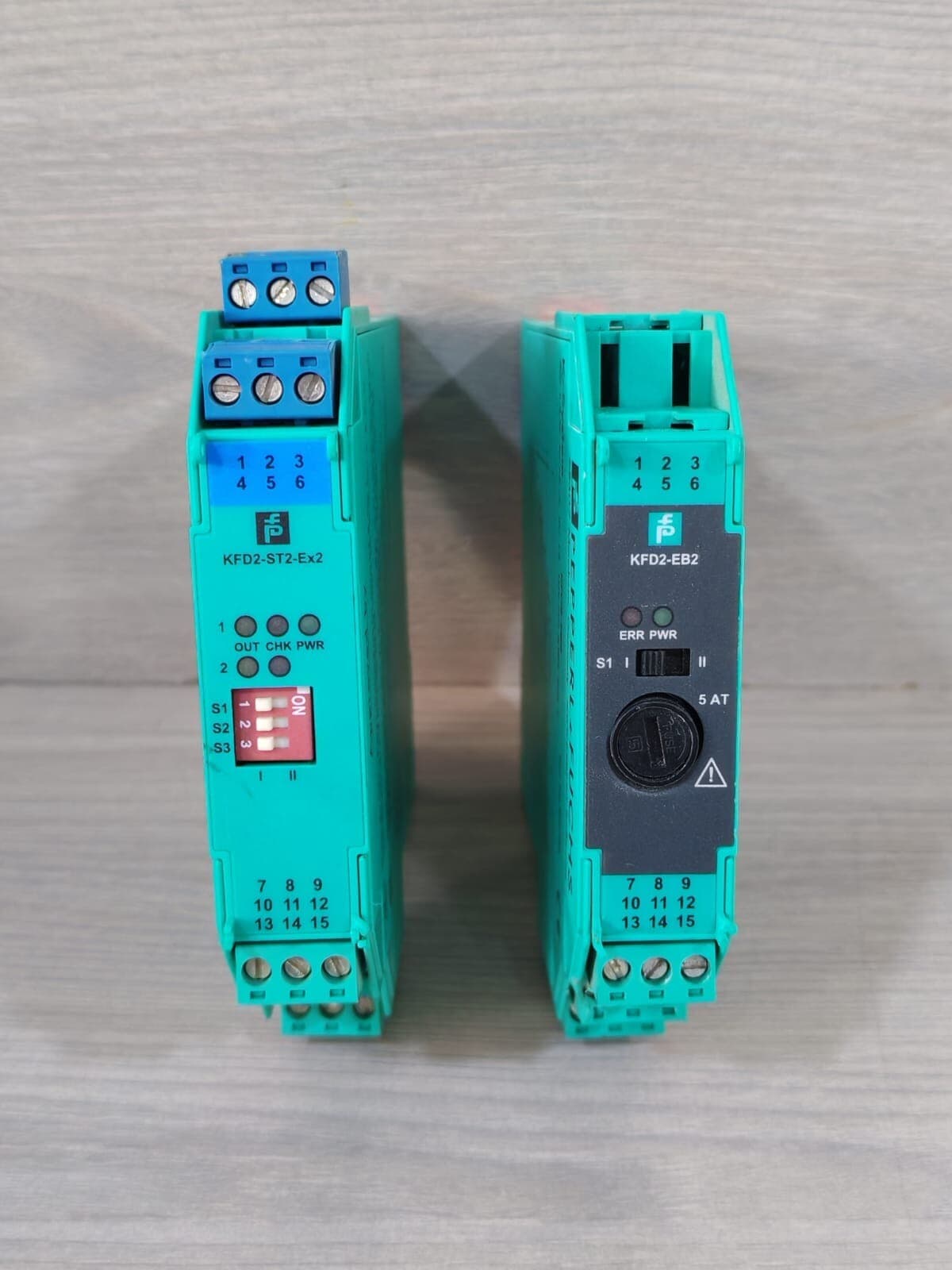 PEPPERL+FUCHS KFD2-EB2 P/n: 189783 + PEPPERL+FUCHS KFD2-ST2-Ex2 P/n: 181000