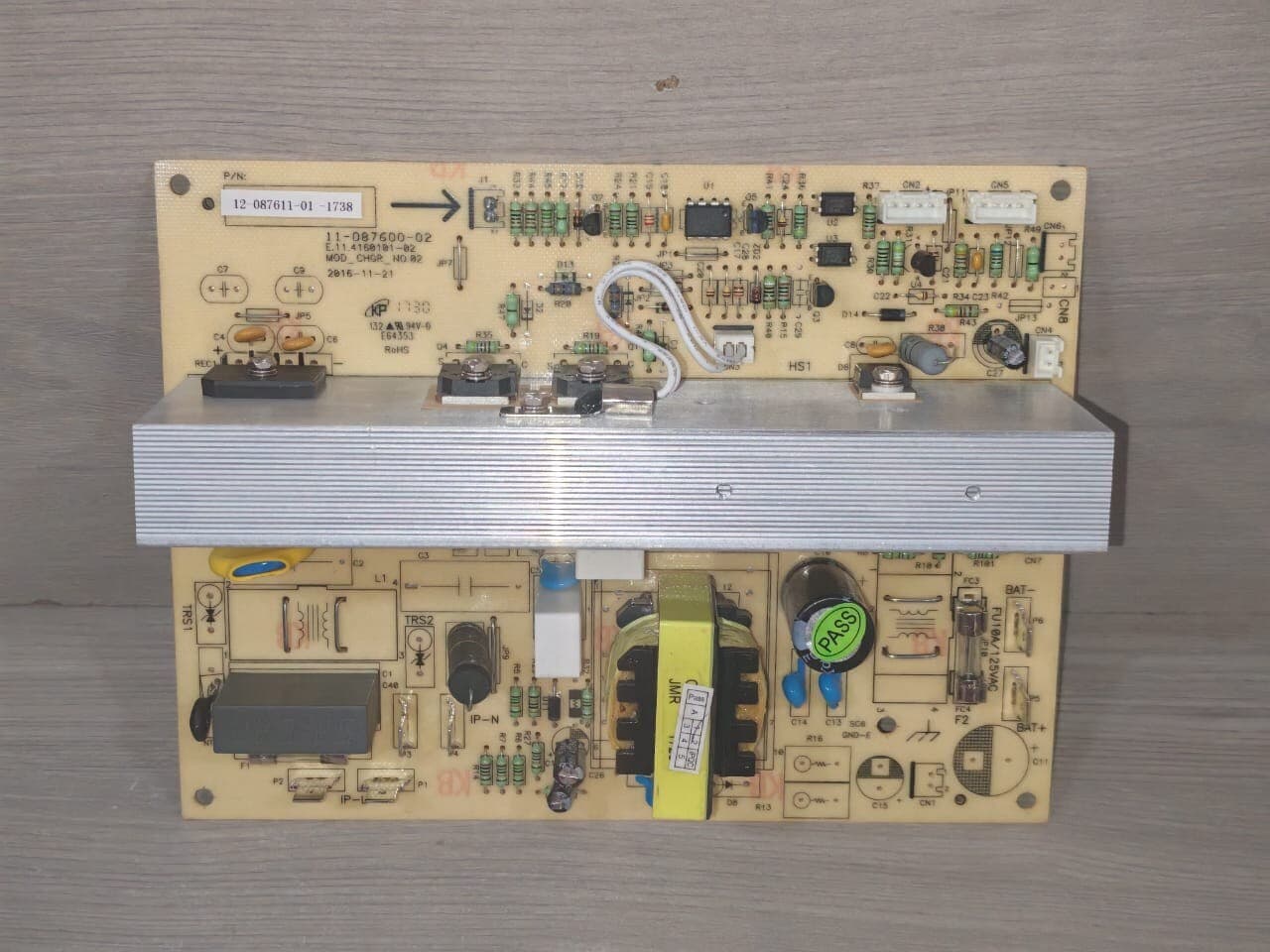 11-087600-02 E.11.4160101-02 MOD_CHGR_NO.02 / 12-087611-01-1738 CIRCUIT BOARD