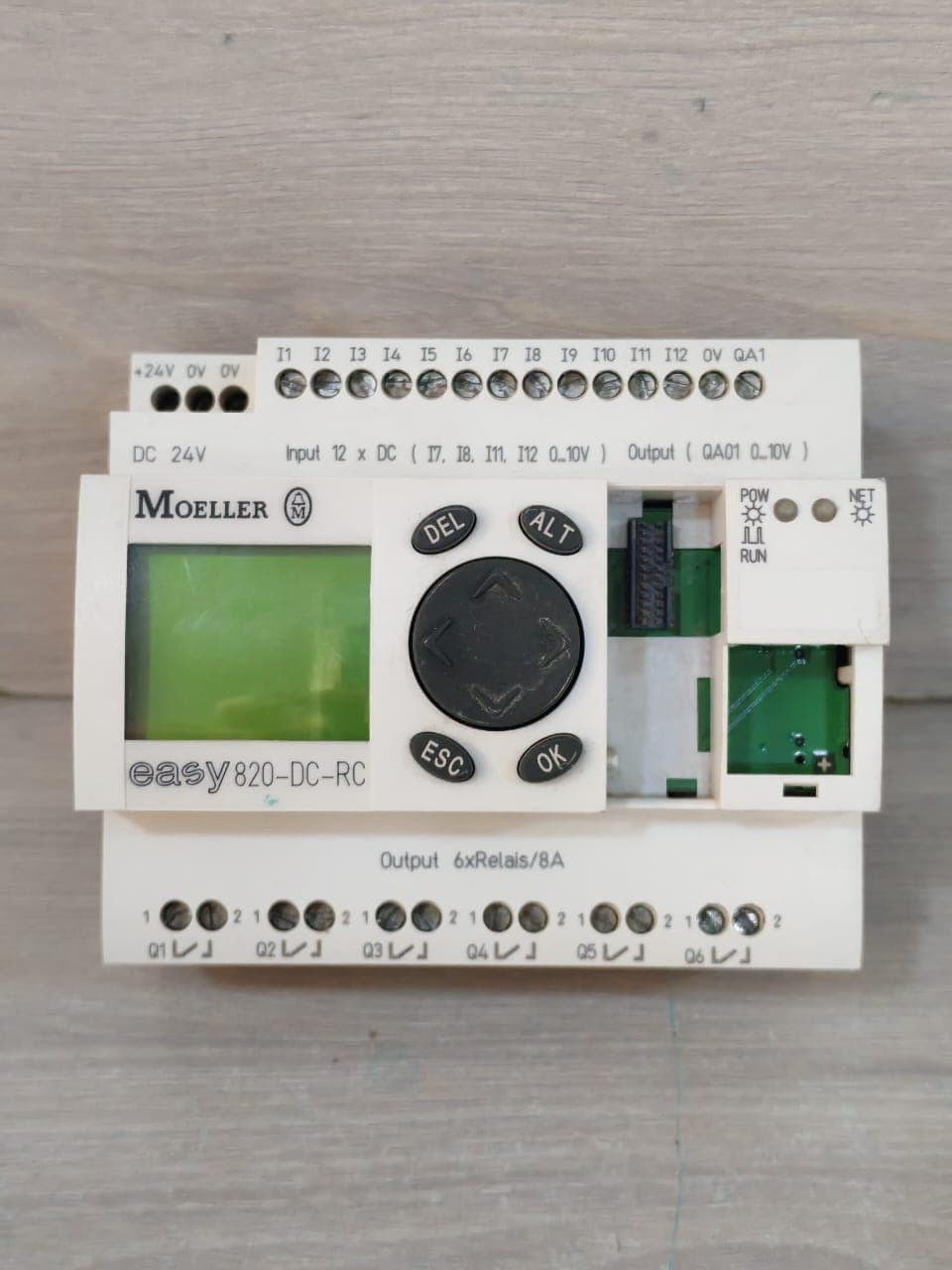 Moeller Easy 820-DC-RC Control Relay 24V- Missing Top Cover