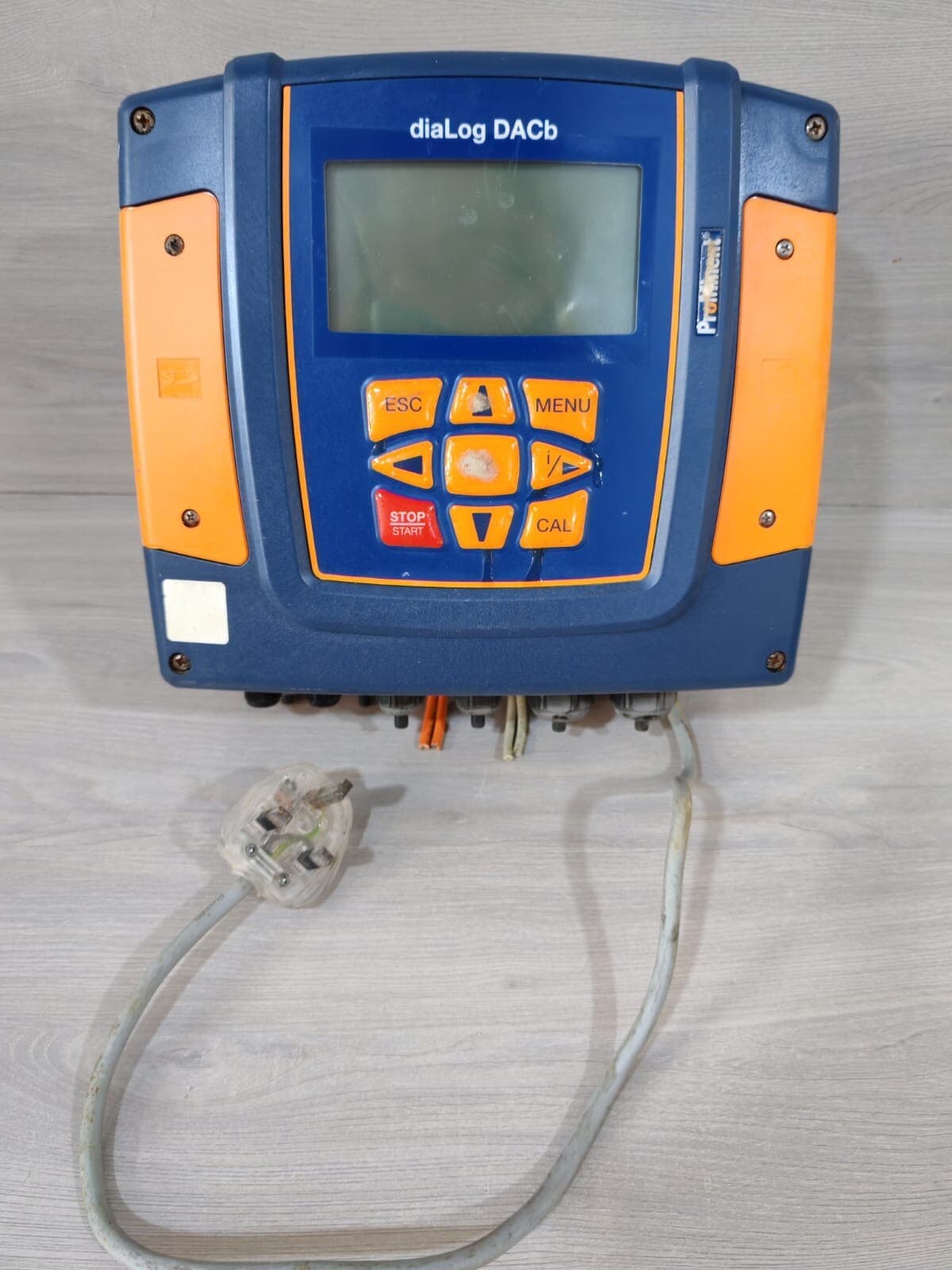 ProMinent Dialog DACA00613000010010EN - IP66/IP67 - MultiParameter Controller