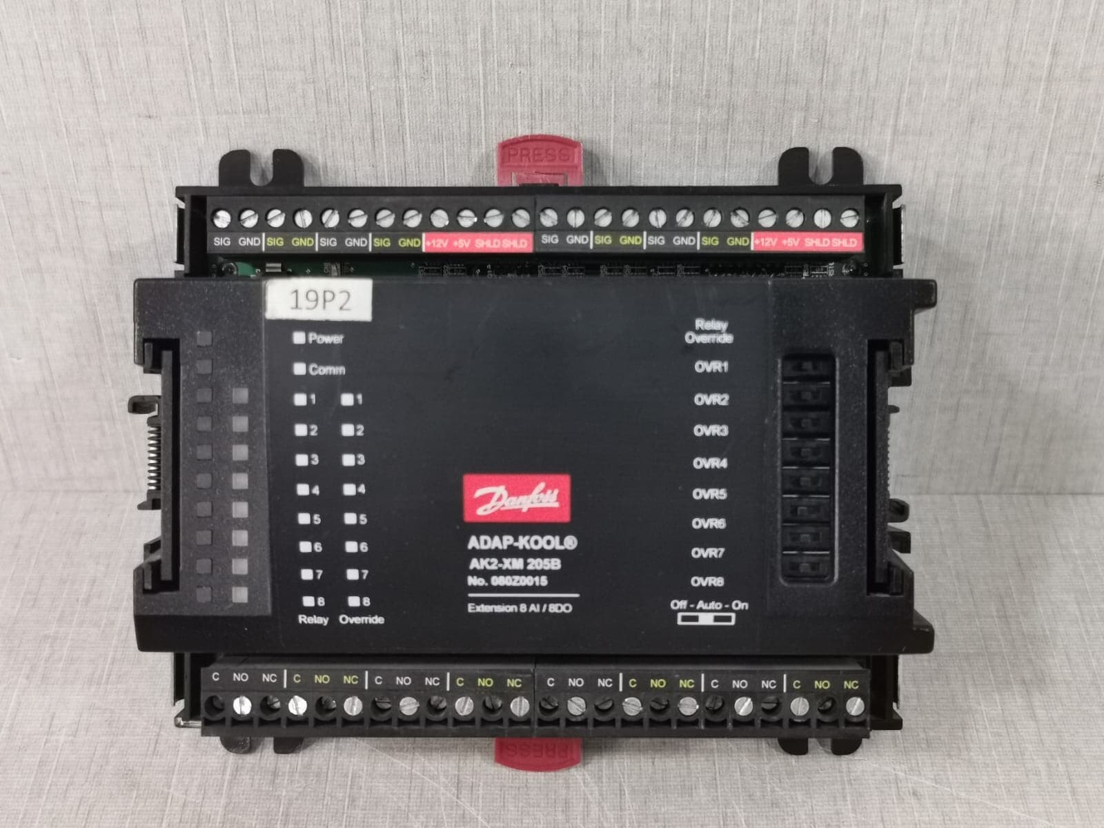 Danfoss ADAP-KOOL AK2-XM 205B Extension (8AI/8DO) I/O Module 080Z0015
