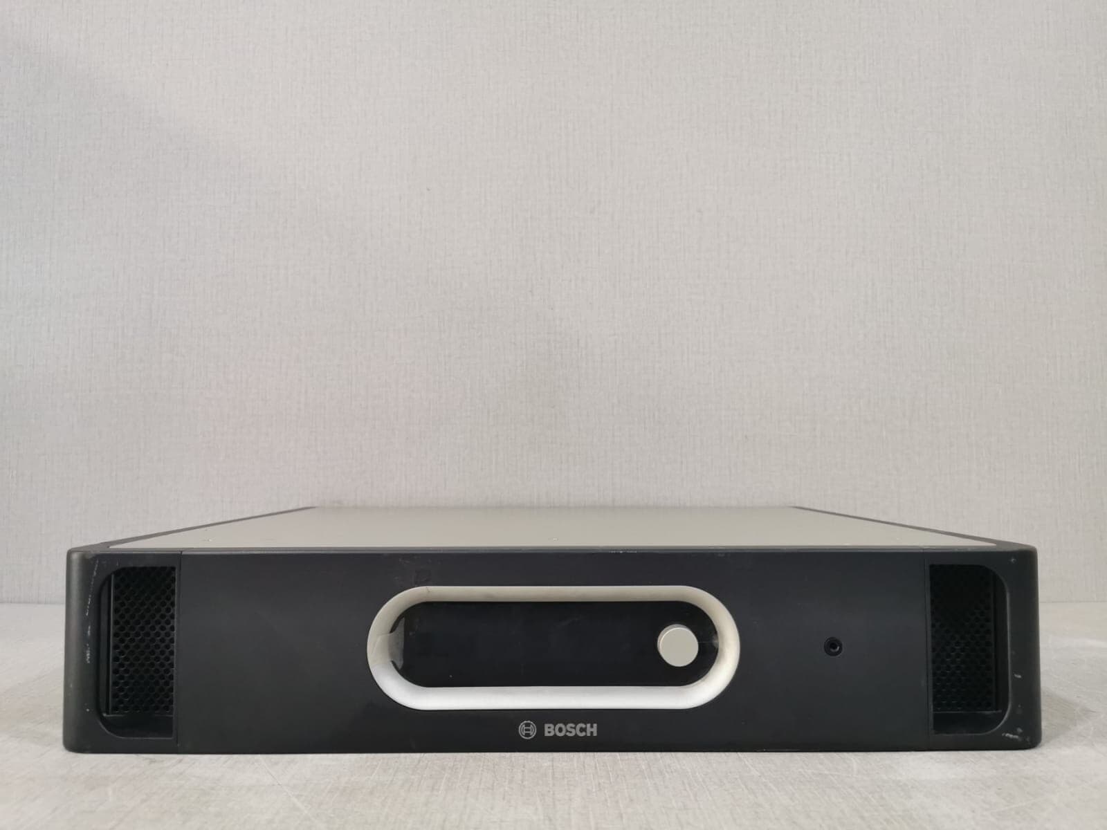 BOSCH PRS-1P500 / F01U065237 POWER AMPLIFIER HW 06/10 100-120/220-240V