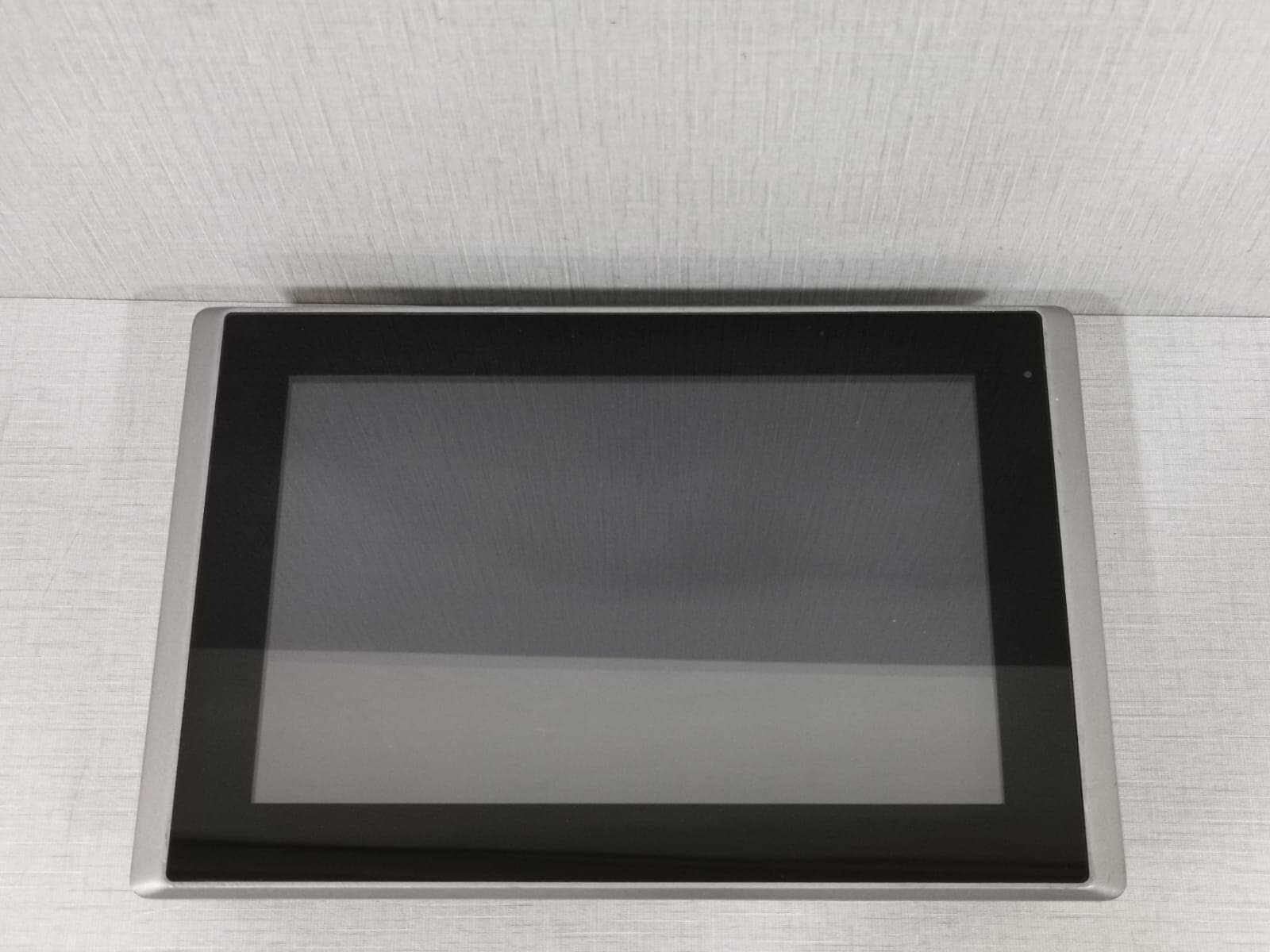 DSL ARCHMI-710P-25 Fan Less Industrial Compact Size Panel PC
