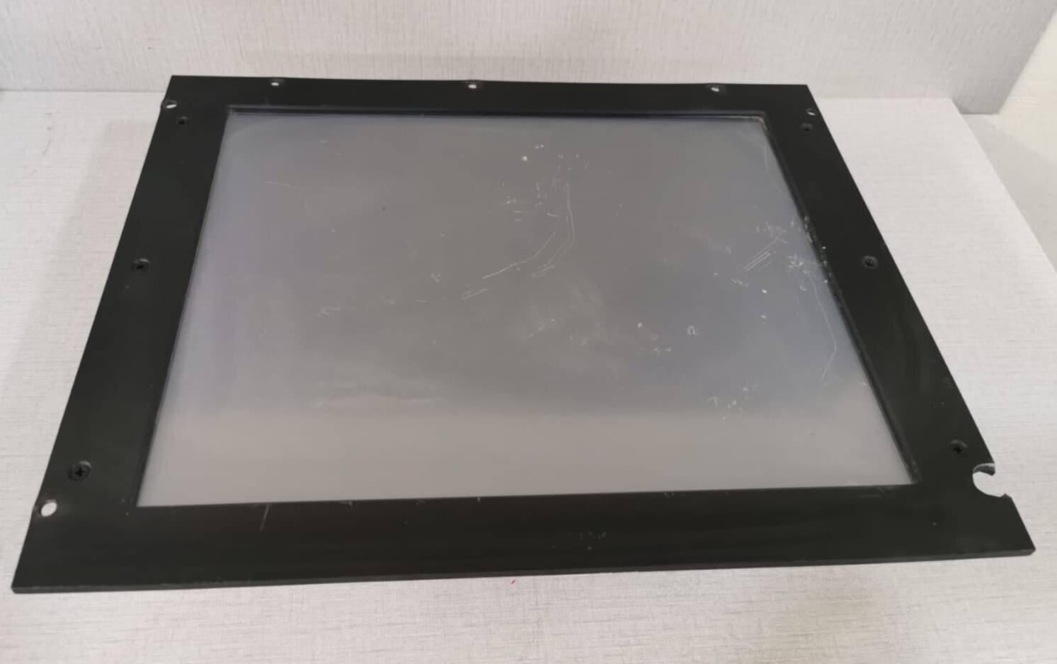 IQ AUTOMATION FLATMAN TFT Display FK170A4OKD005 with Lindy CPU Switch Extender