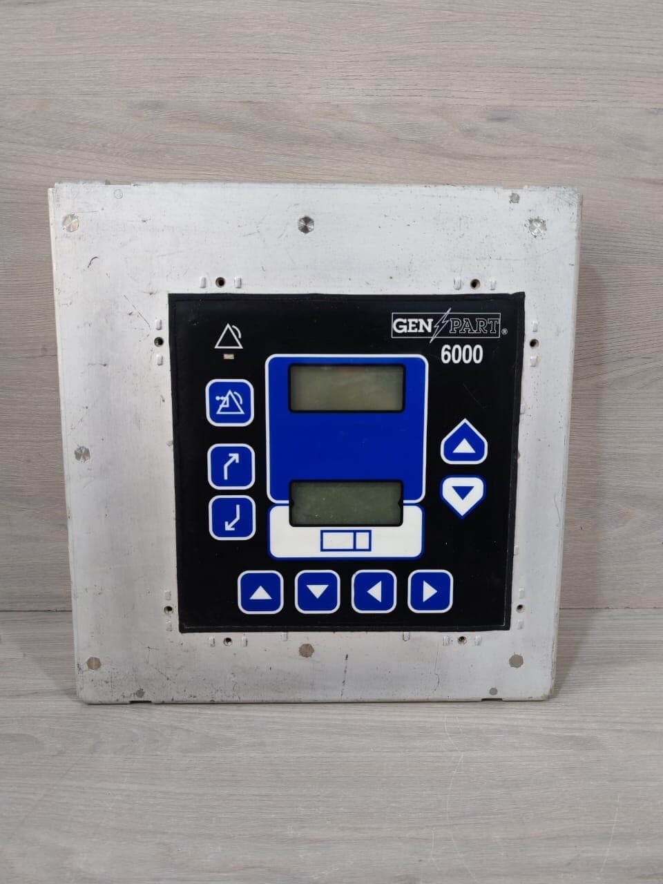 WOODWARD GEN PART 6000 8406-011 REV.AC 24V DC CONTROLLER