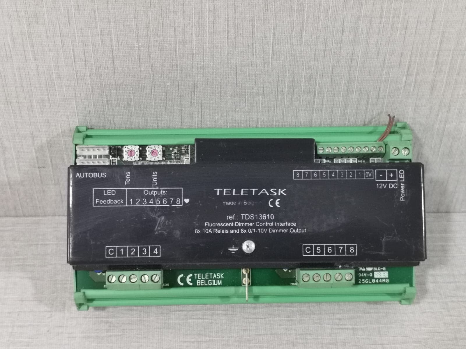 TELETASK TDS13610 Flourescent Dimmer Interface 8x 10A Relays /8x 0/1-10v Dimmer