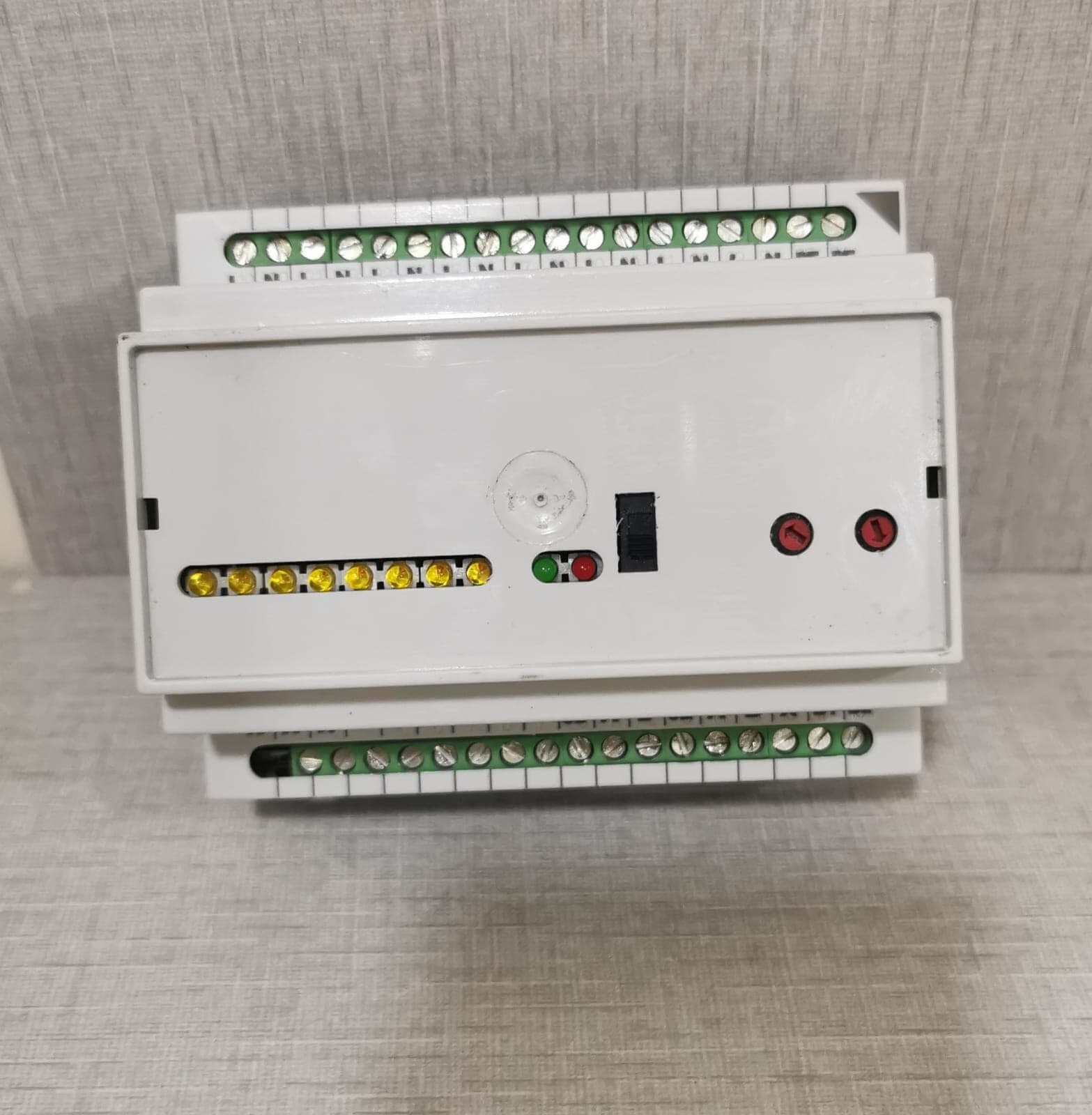 COOPER DLS/3PH-BUS-Modul Inv. 400 71 347 455 Z438 REV.F W/o Label on Top