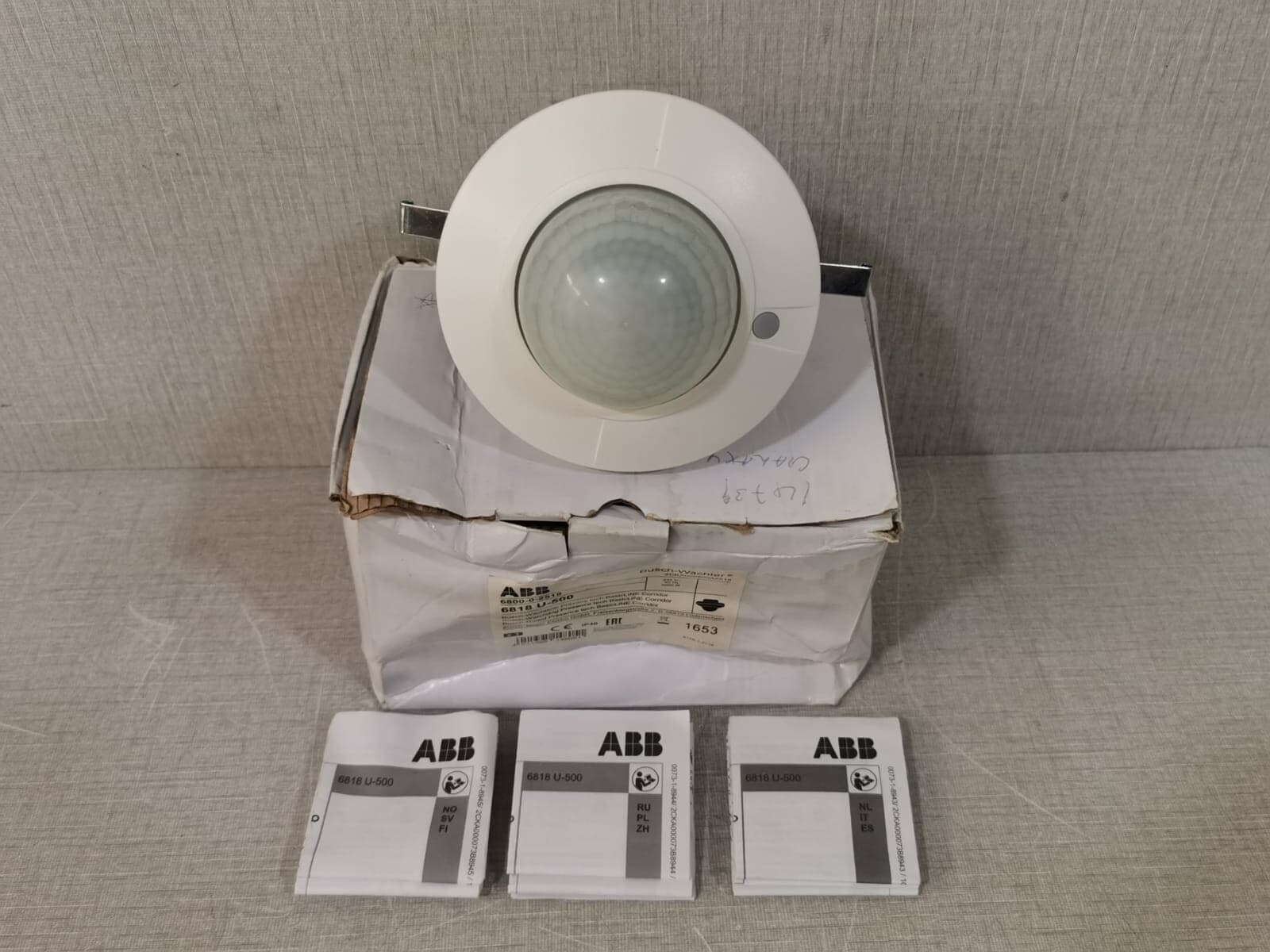 6818 U-500 ABB PRESENCE CORRIDOR DETECTOR 6800-0-2519