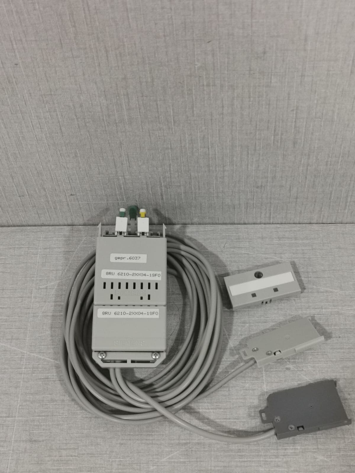 SIEMENS 6210-2XX04-1SF0 MOSAIK SYSTEM M CONNECTOR
