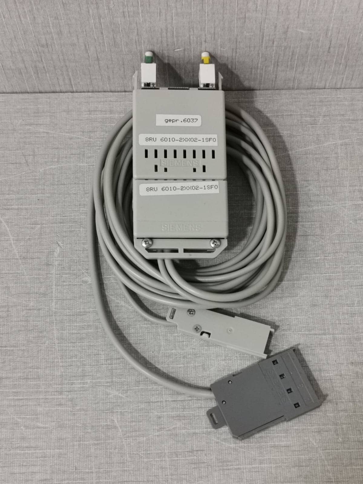 SIEMENS 8RU 6010-2XX02-1SF0 MOSAIK SYSTEM M CONNECTOR