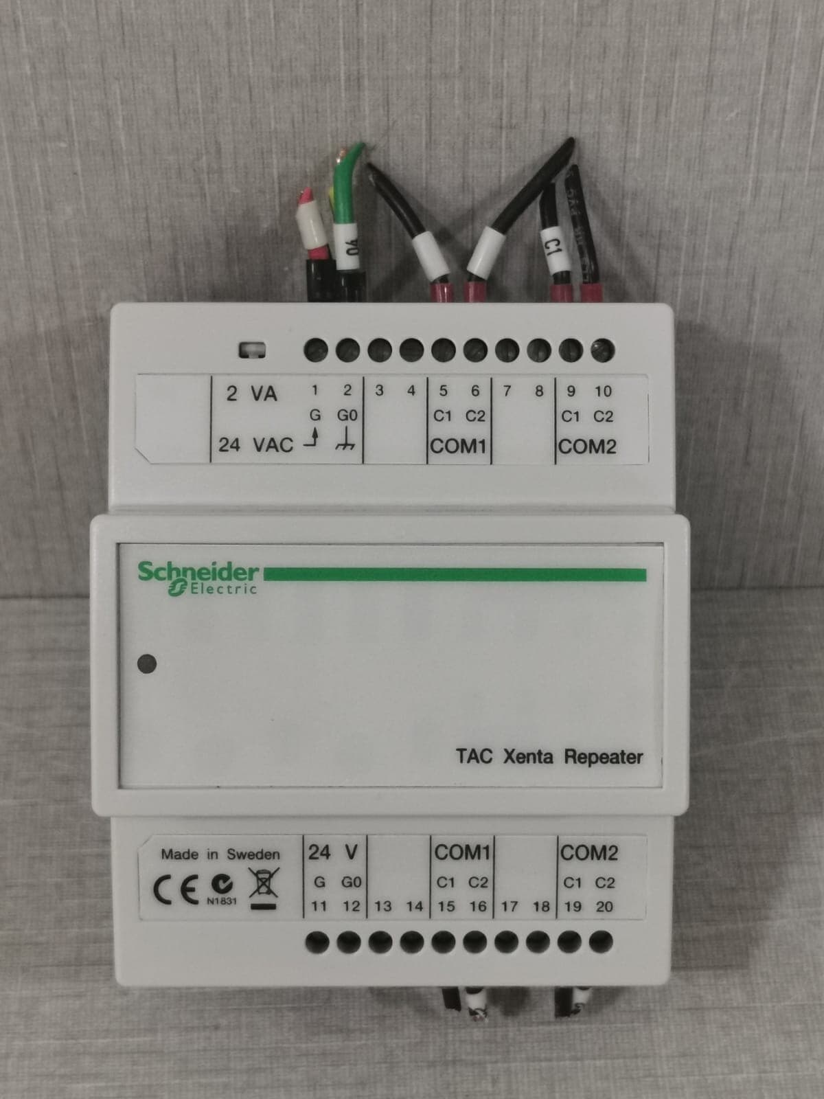 SCHNEIDER ELECTRIC TAC XENTA REPEATER 0-073-0912-0 WITH BASE