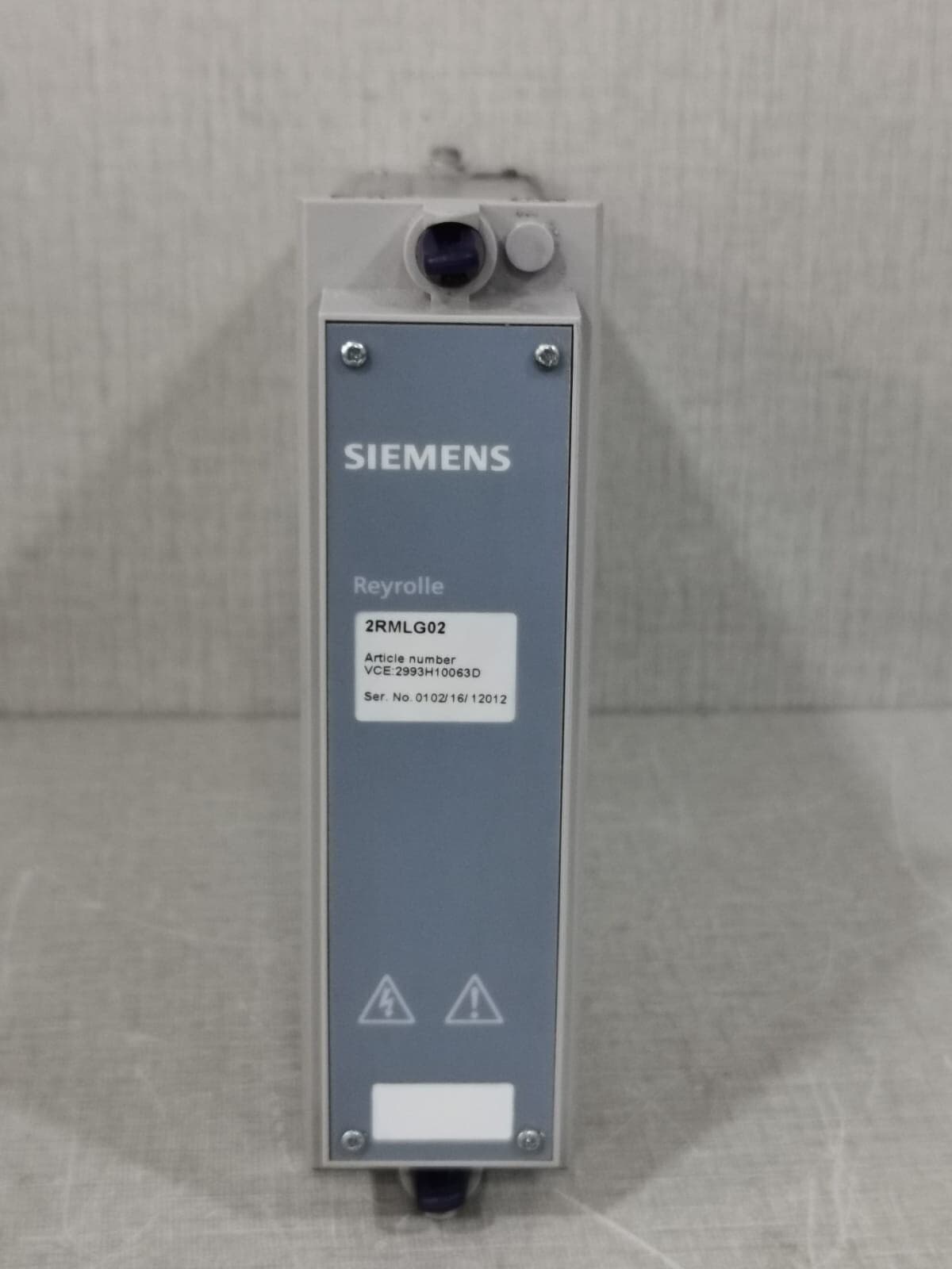 SIEMENS REYROLLE 2RMLG02 TEST BLOCK 2993H100 63 D