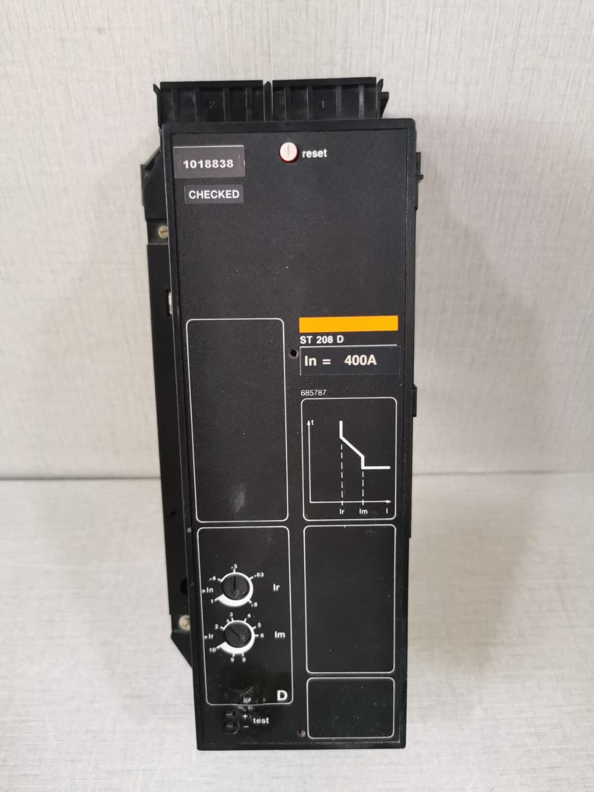 MERLIN GERIN ST208D ELECTRIC TRIP CONTROL CIRCUIT BREAKER ST 208 D IN=400A