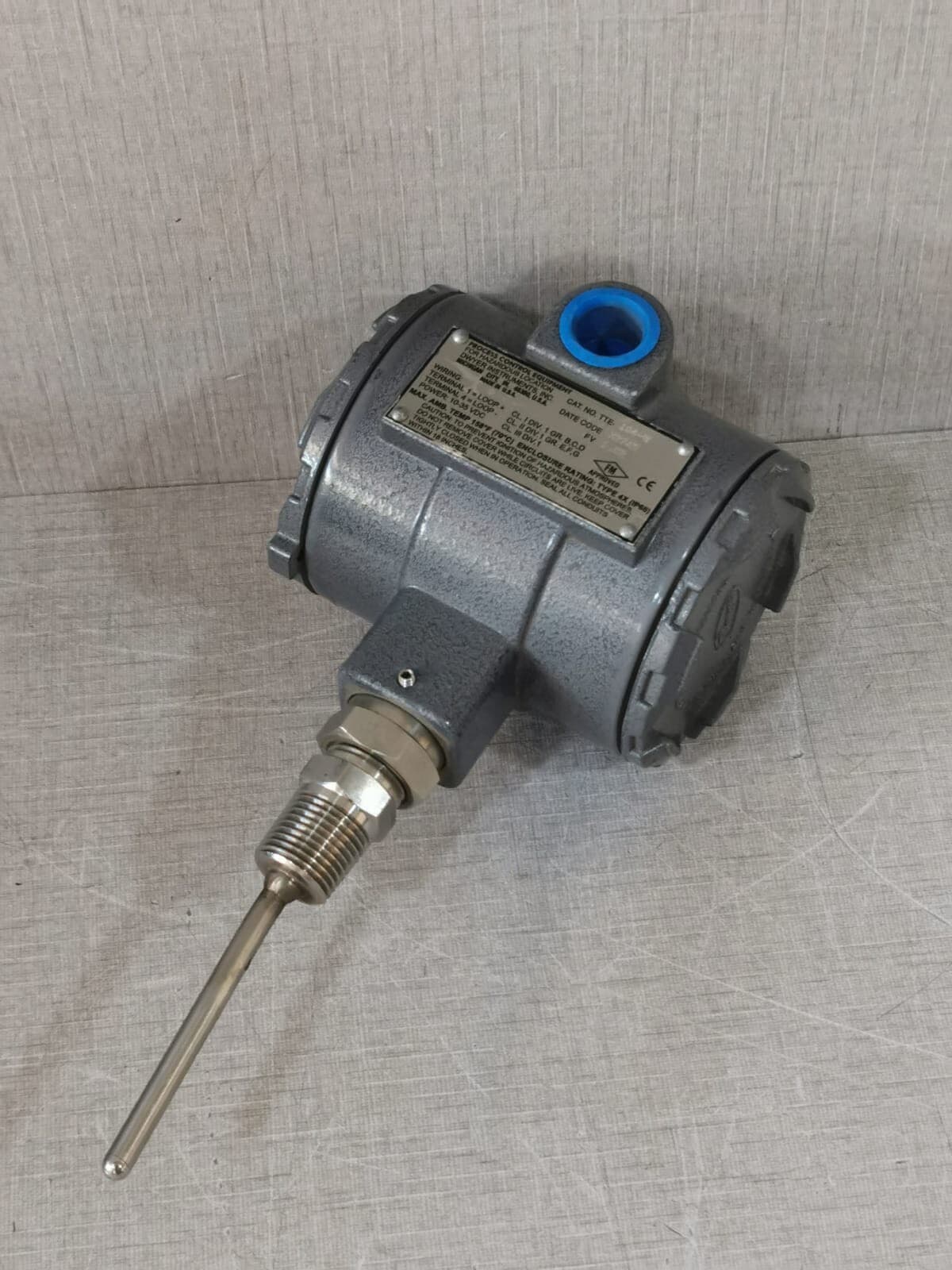 DWYER INSTRUMENTS TTE-104-W Temperature Transmitter