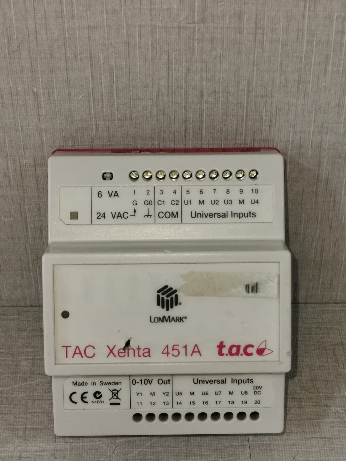 LONMARK TAC XENTA 451A UNIVERSAL I/OUTPUT MODULE 007302850-W/ DAMAGED