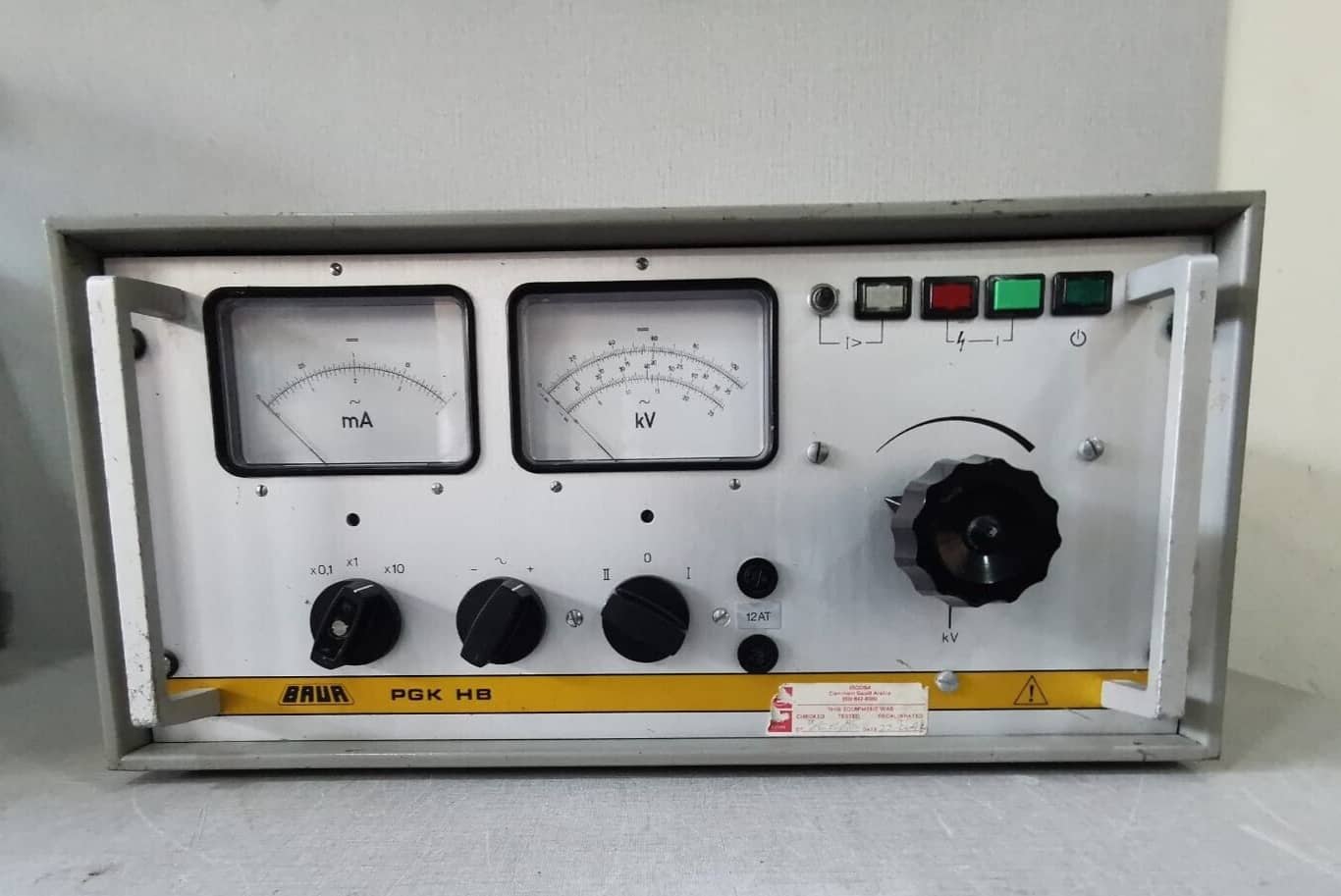 BAUR PRüF-u MESSTECHNIK KG A-6832 Sulz PGK-1OO HB 60Hz 880VA