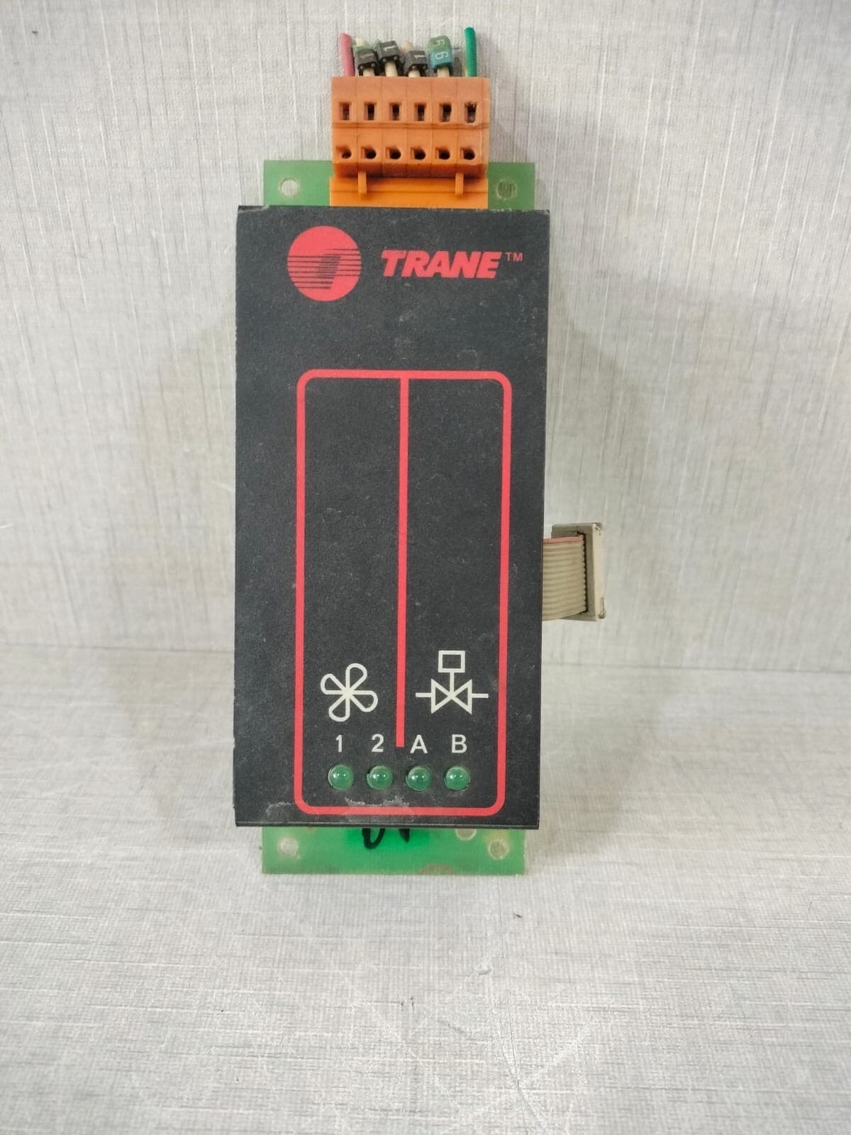 TRANE PLC AC950623 CONTROLLER X13740080-01 A1 / P100-813 E 1-C ACTIA