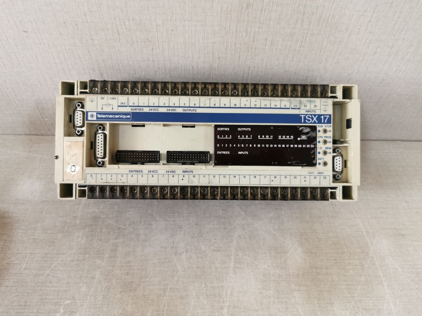 TELEMECANIQUE TSX 17 PGM. CONTROLLER TSX 1724012 - Missing Some Front Cover