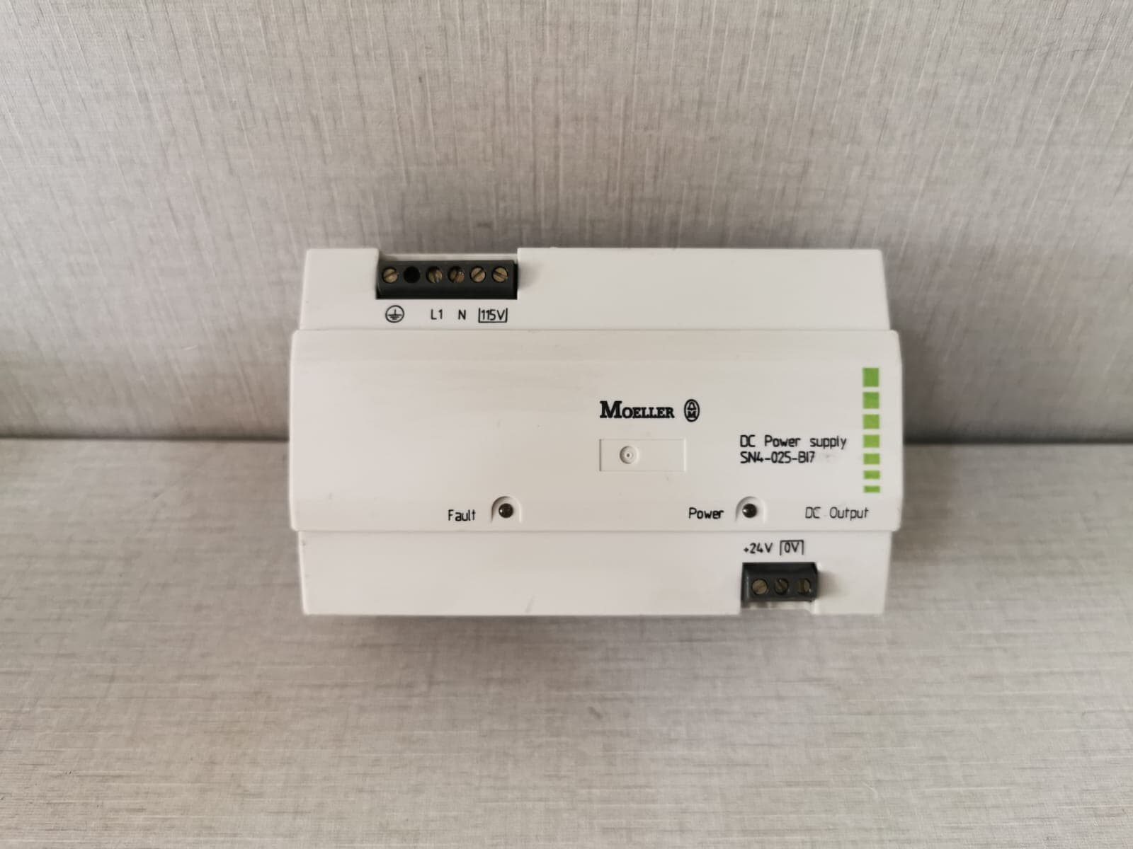 Moeller SN4-025-B17 DC Power Supply