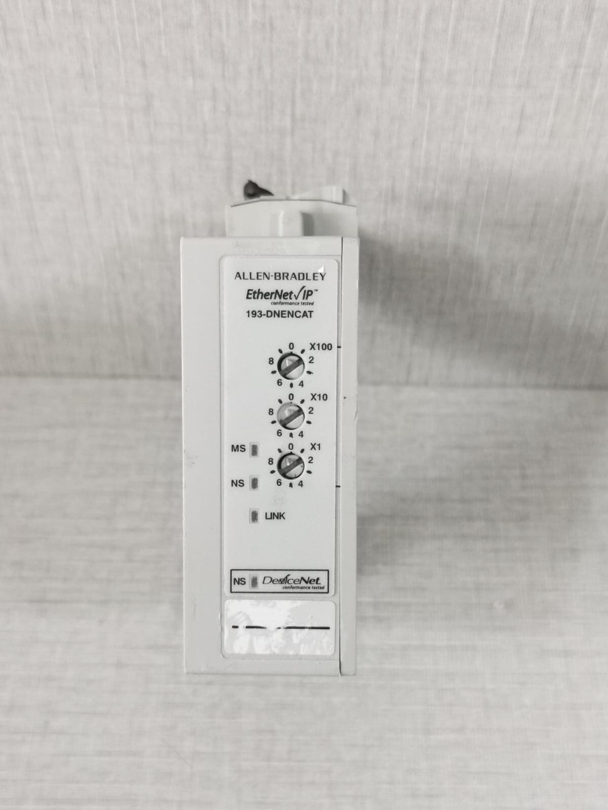 Allen-Bradley 193-DNENCAT Ser A FRN 1.04 Power Supply
