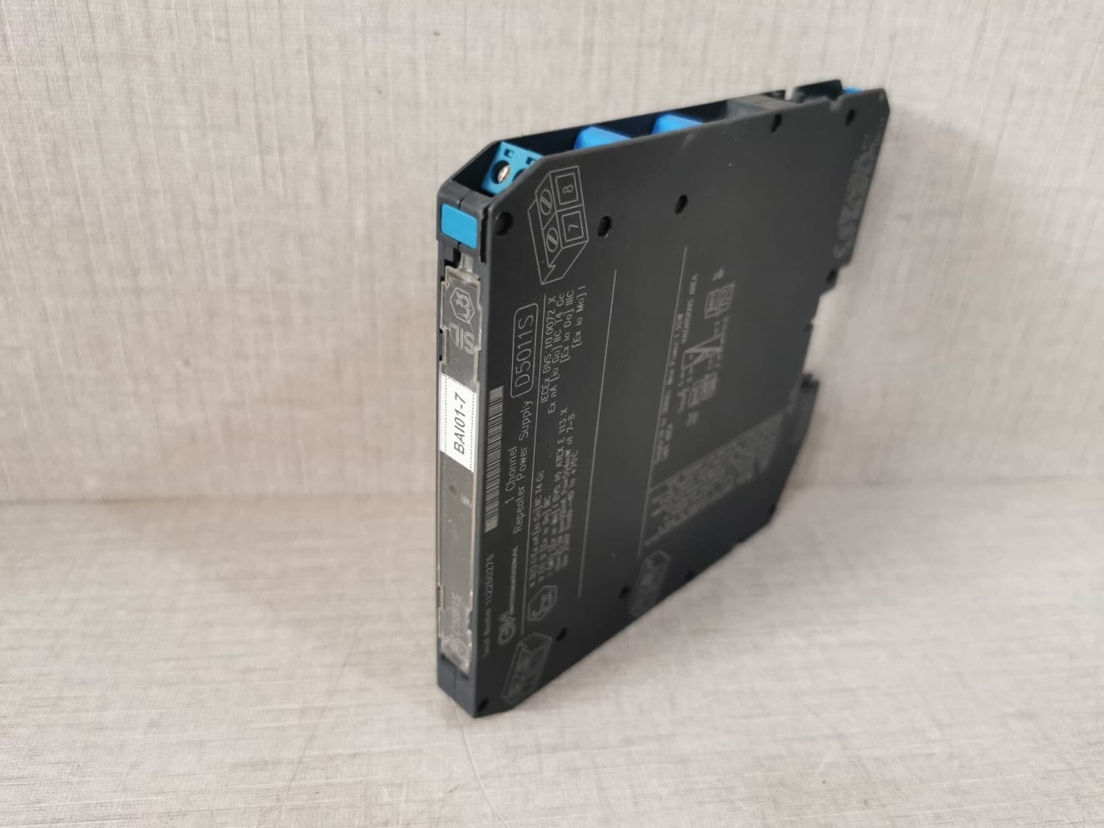 GM INTERNATIONAL D5011S REPEATER POWER SUPPLY MODULE