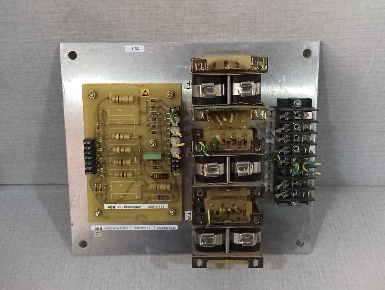 ABB HIEE200024R0002-UG A469 AE02 -HIE400038R0001