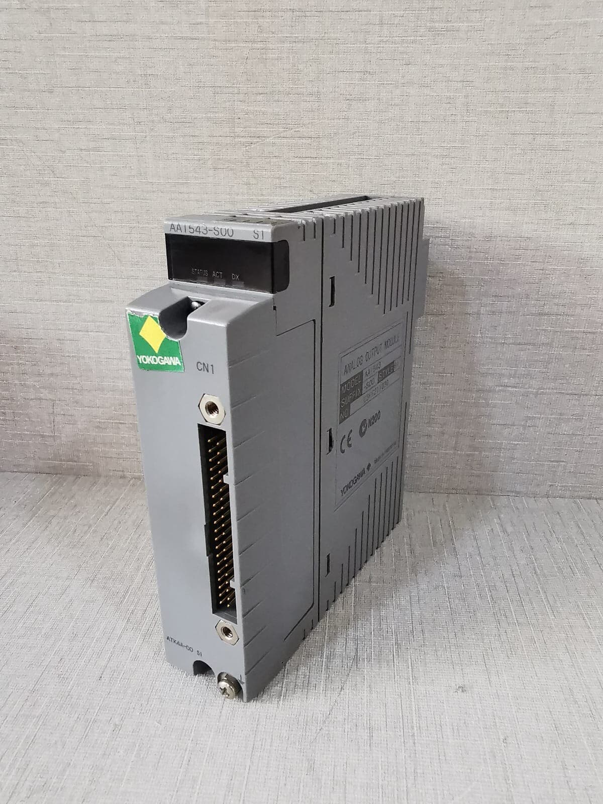 YOKOGAWA AAI543-SOO S1 WITH ATK4A-00 S1 ANALOG OUTPUT MODULE