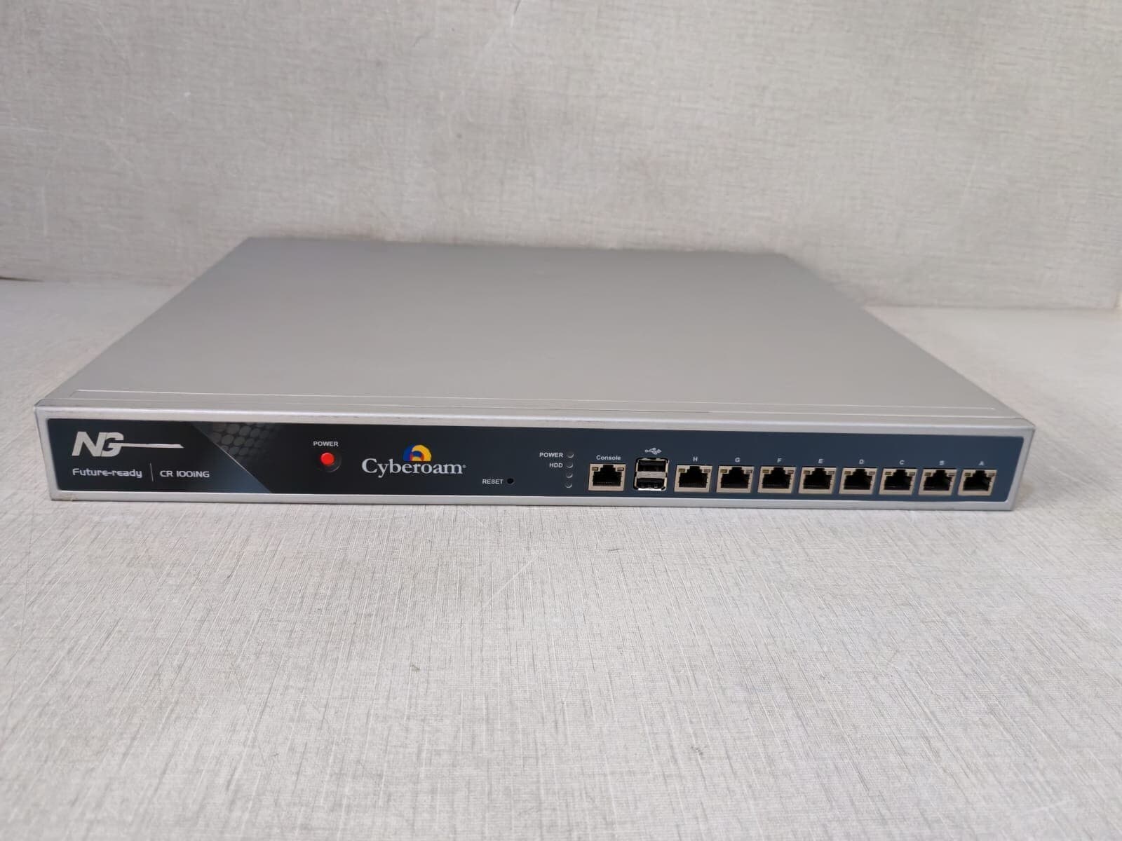 Cyberoam CR100iNG 8-Port UTM Firewall AR-R5800EC100IA