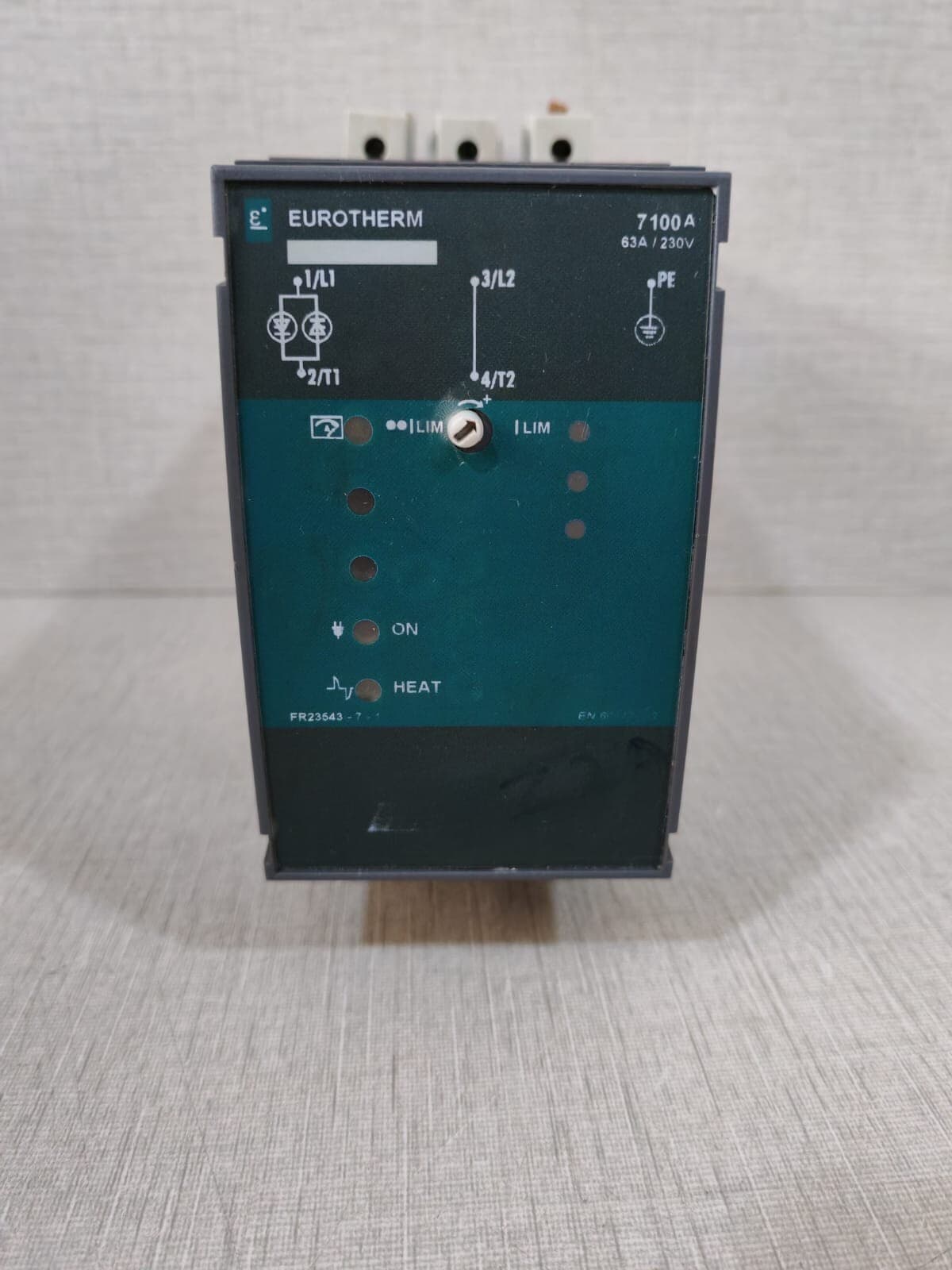 EUROTHERM 7100A ADVANCED CONTROLLER POWER THYRISTOR 63A/230V