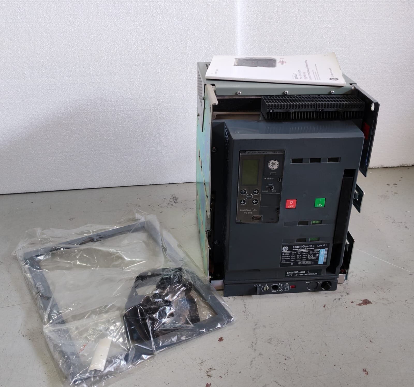 GE EntelliGuard L LG13S1 LTG00K9XXSFXXXX IN=1250A BB5341 Power Circuit Breaker