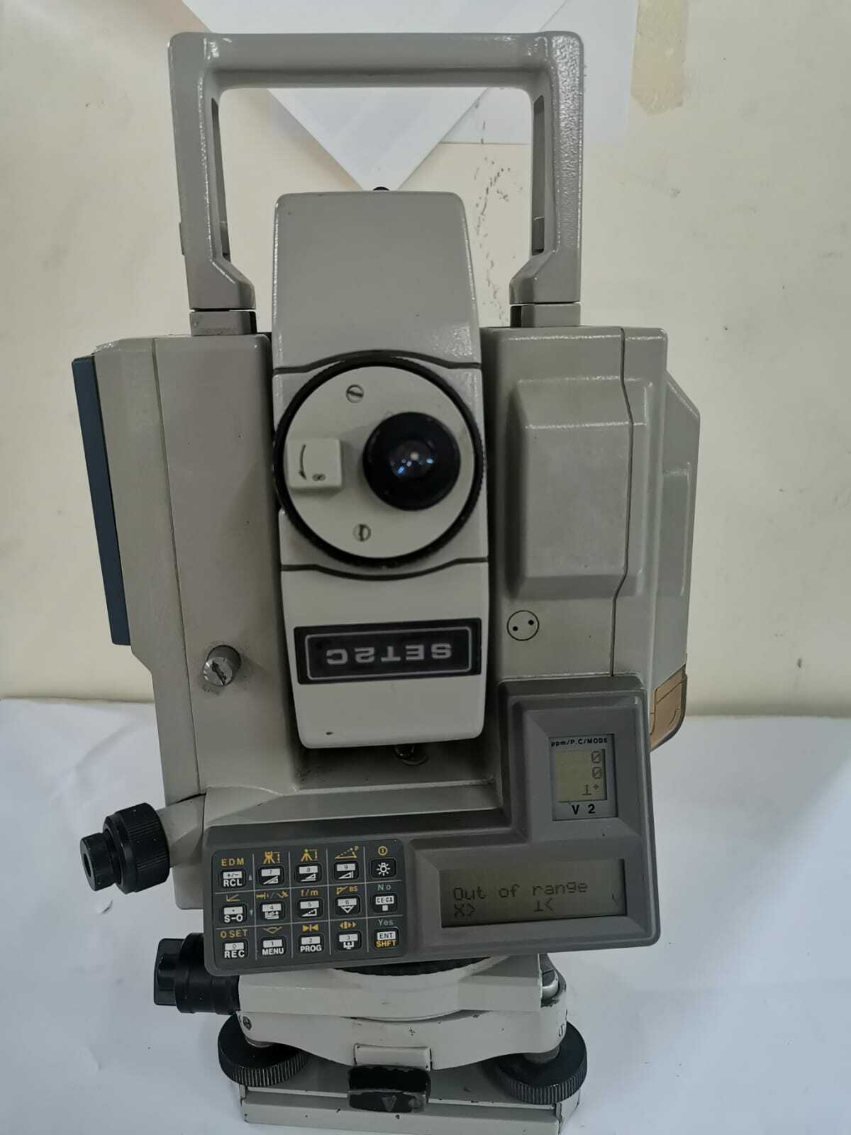 SOKKIA REFLECTING PRISM SYSTEM SET2C D20841 NEED CHANGE BATTERY