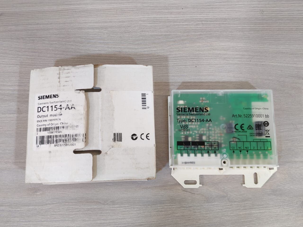 SIEMENS DC1154-AA OUTPUT MODULE
