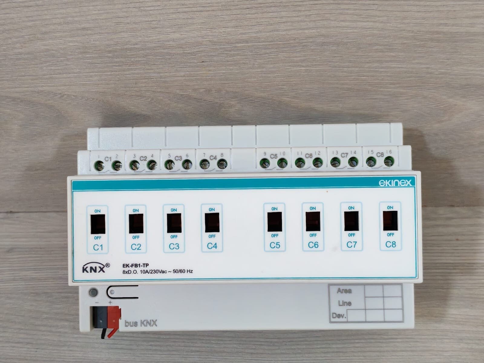 EKINEX EK-FB1-TP 8-FOLD KNX BINARY OUTPUT 8xD.O. 10A/230Vac