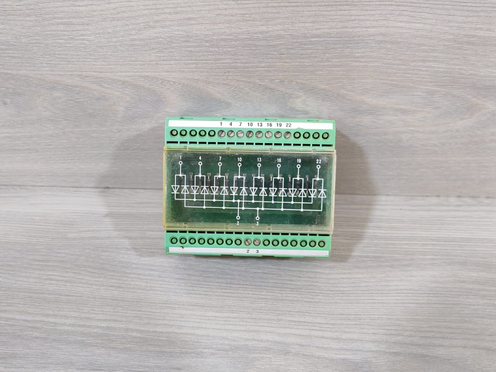 Phoenix Contact EMG 90-DIO 16E/LP/S037 DIODE BLOCK 2947705