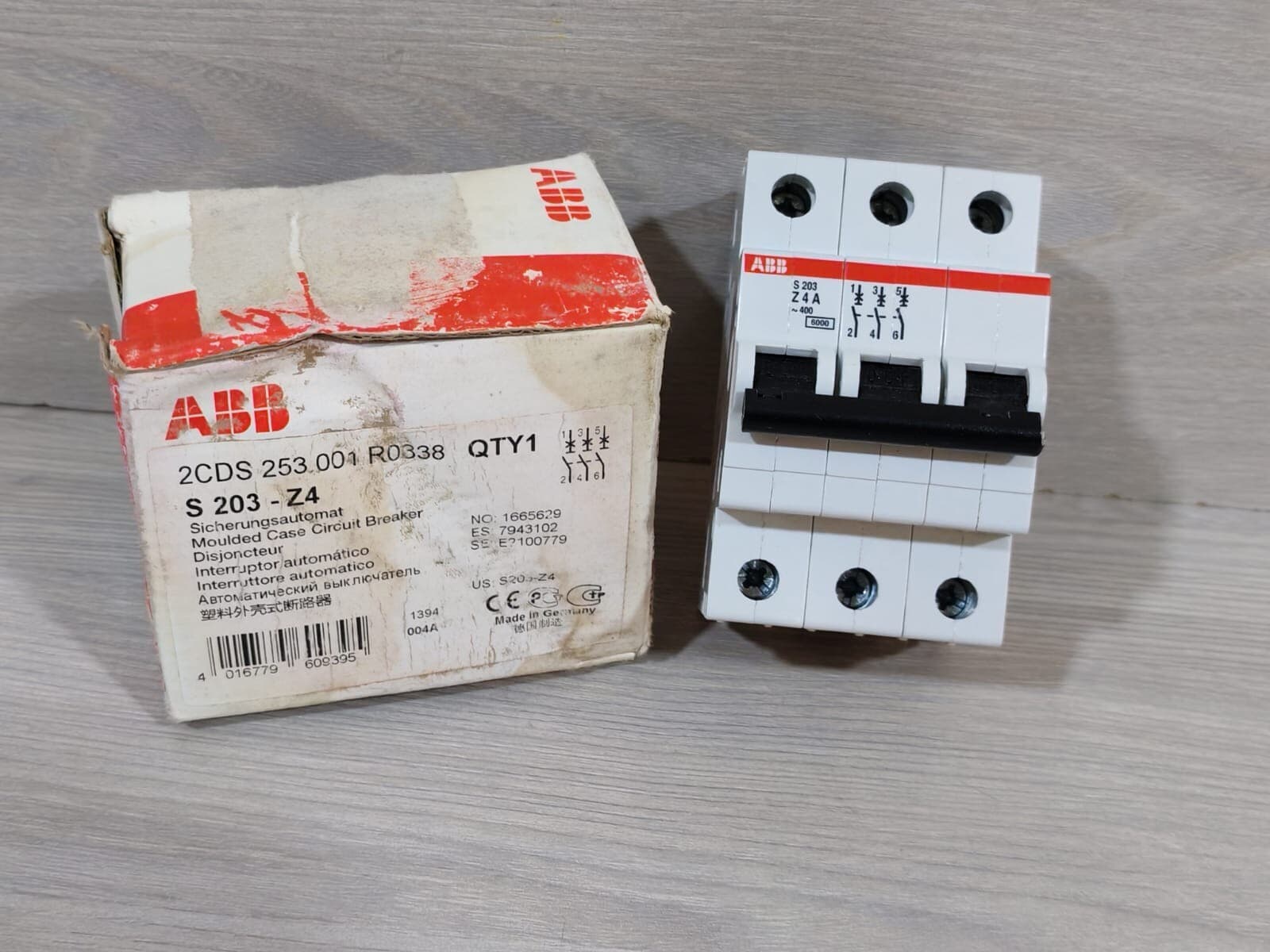 ABB S203-Z4 2CDS253001R0338 Moulded Case Circuit Breaker