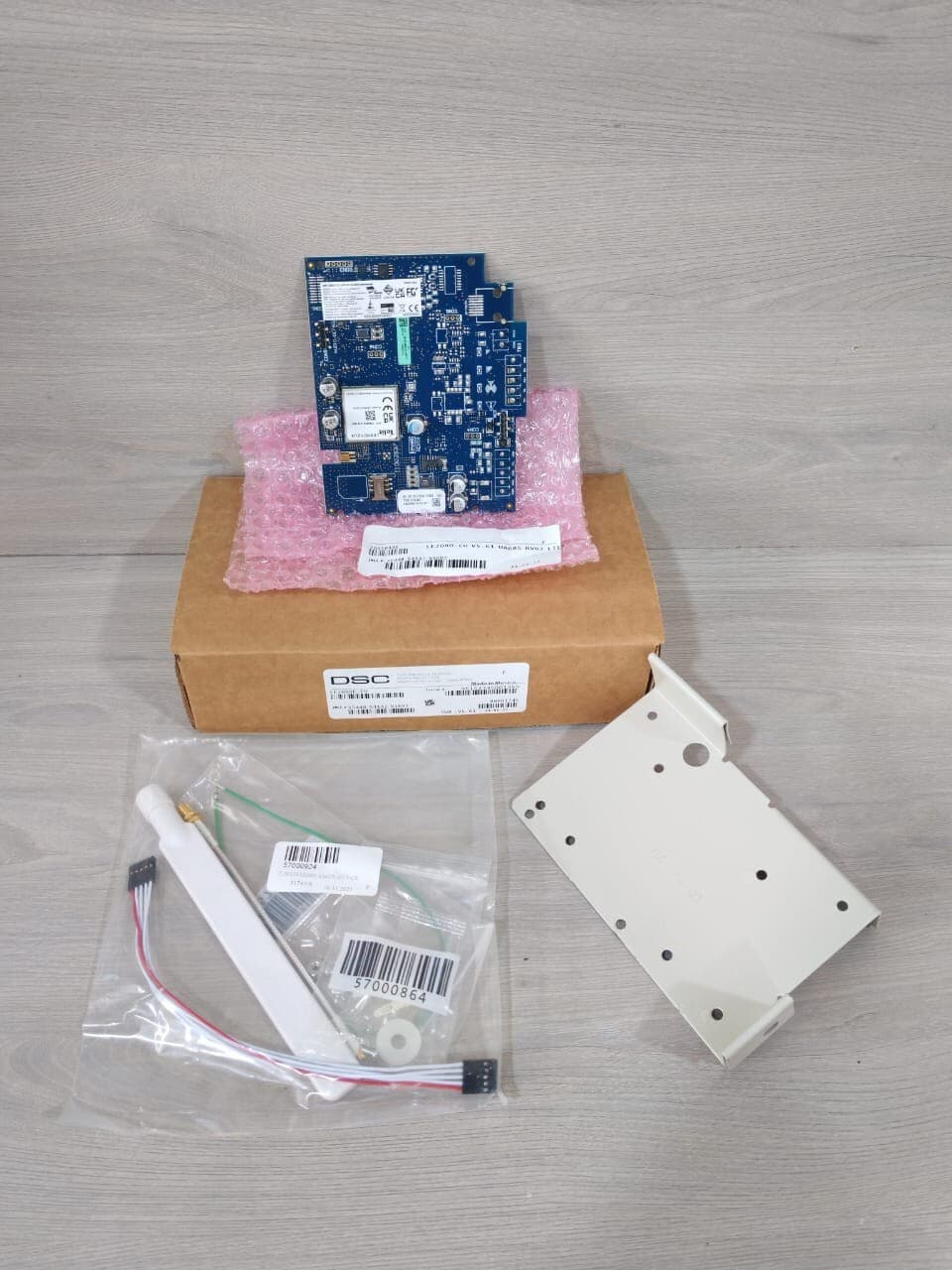 DSC LE2080E-EU LTE Alarm Communicator