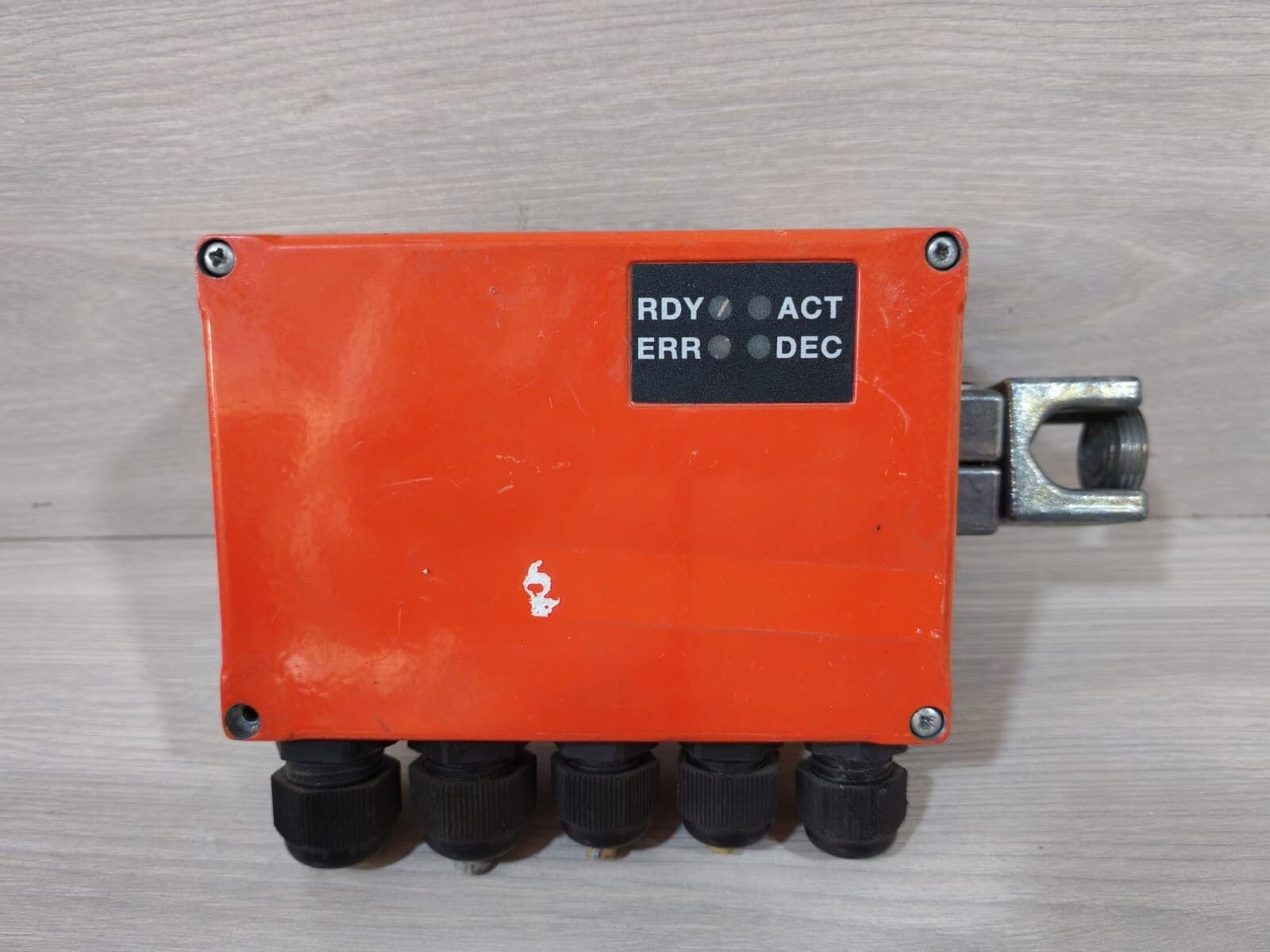 LEUZE MA 1O 100 MODULAR CONNECTION UNIT 50026110 V 1.09