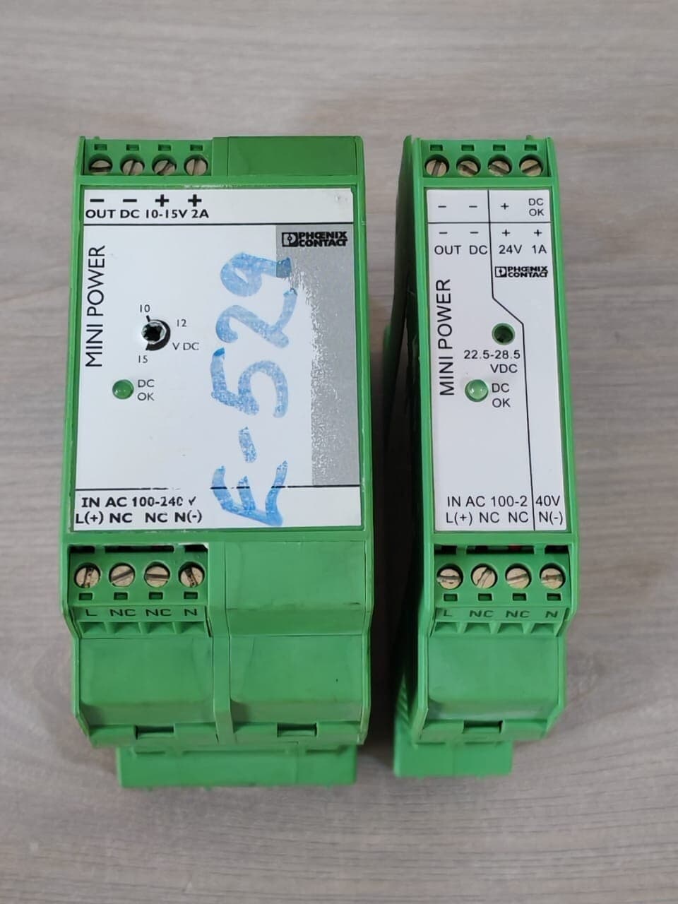 Phoenix Contact Mini-PS-100-240AC/10-15DC/2 and Mini-PS-100-240AC/24DC/1