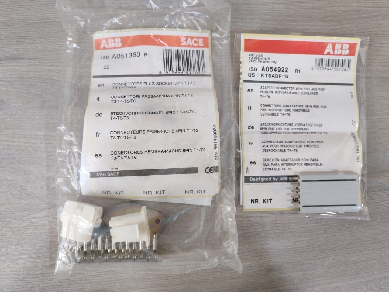 ABB 1SD A051363 R1 Connector Plug Socket with 1SD A054922 R1 Adapter Connector