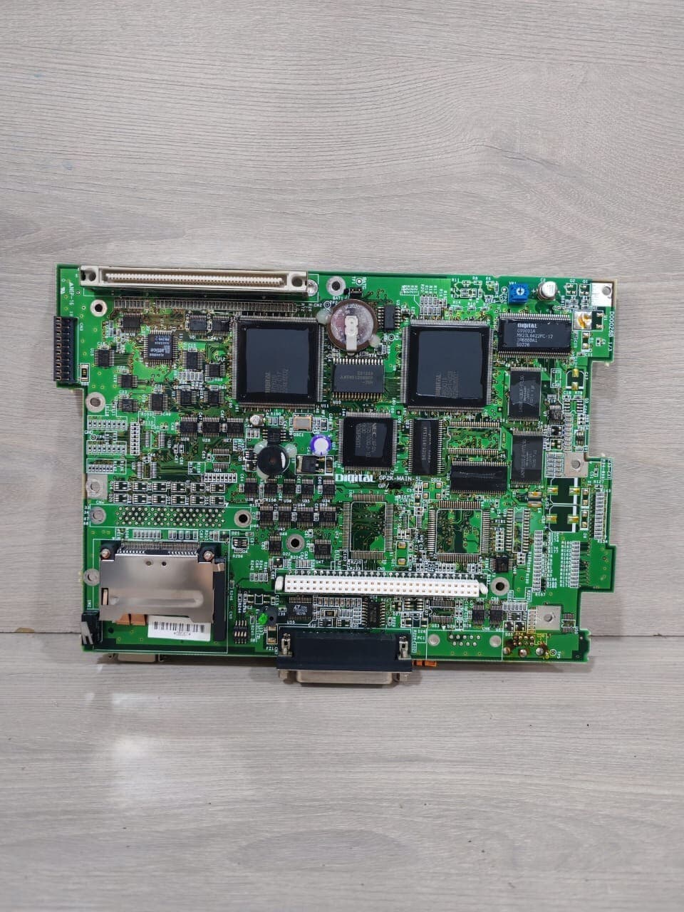 DIGITAL GP2K-MAIN-SL GP MOTHER BOARD AC100V (PRO-FACE GP2501-SC11 )