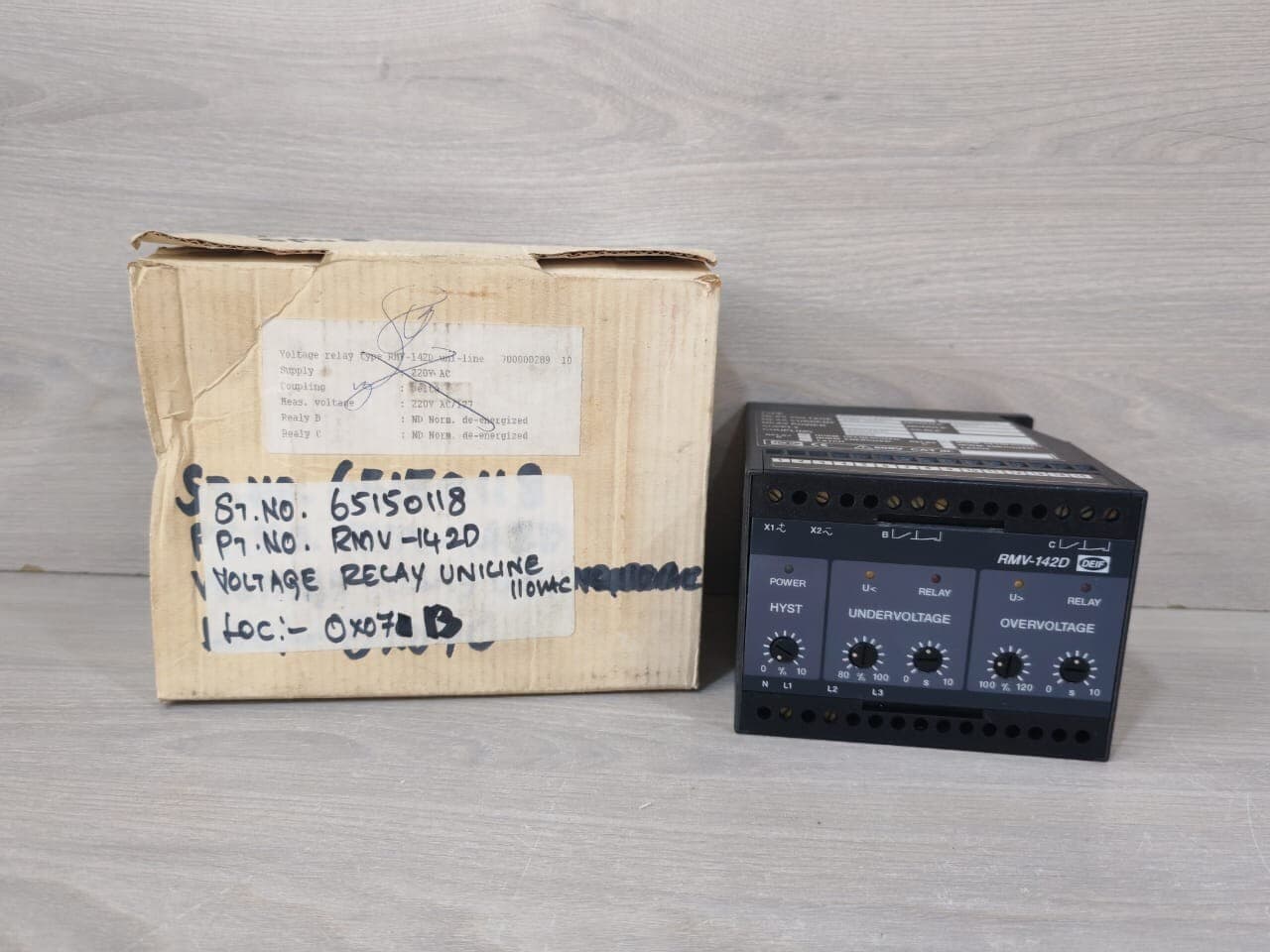DEIF RMV-142D PROTECTIVE VOLTAGE RELAY 220VAC- WITH FILTY BOX