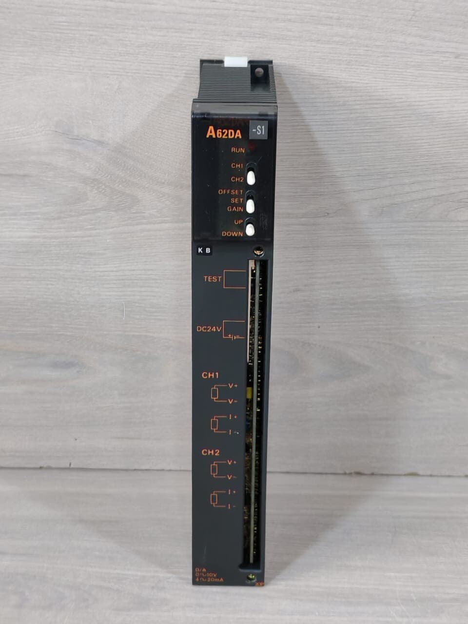 MITSUBISHI A62DA-S1 PROGRAMMABLE CONTROLLER