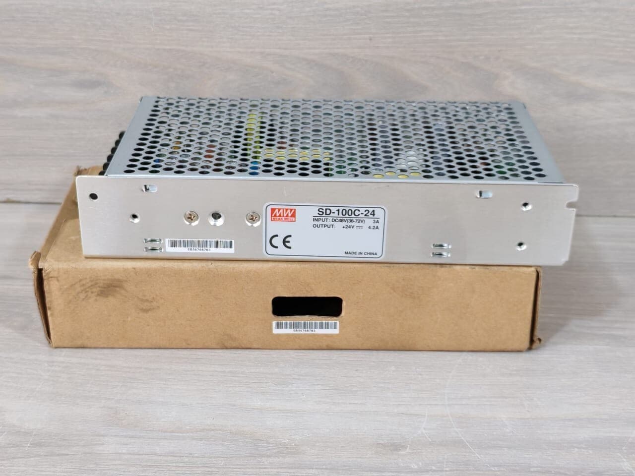 MEAN WELL SD-100C-24 SWITCHING POWER SUPPLY DC48V 36-72V