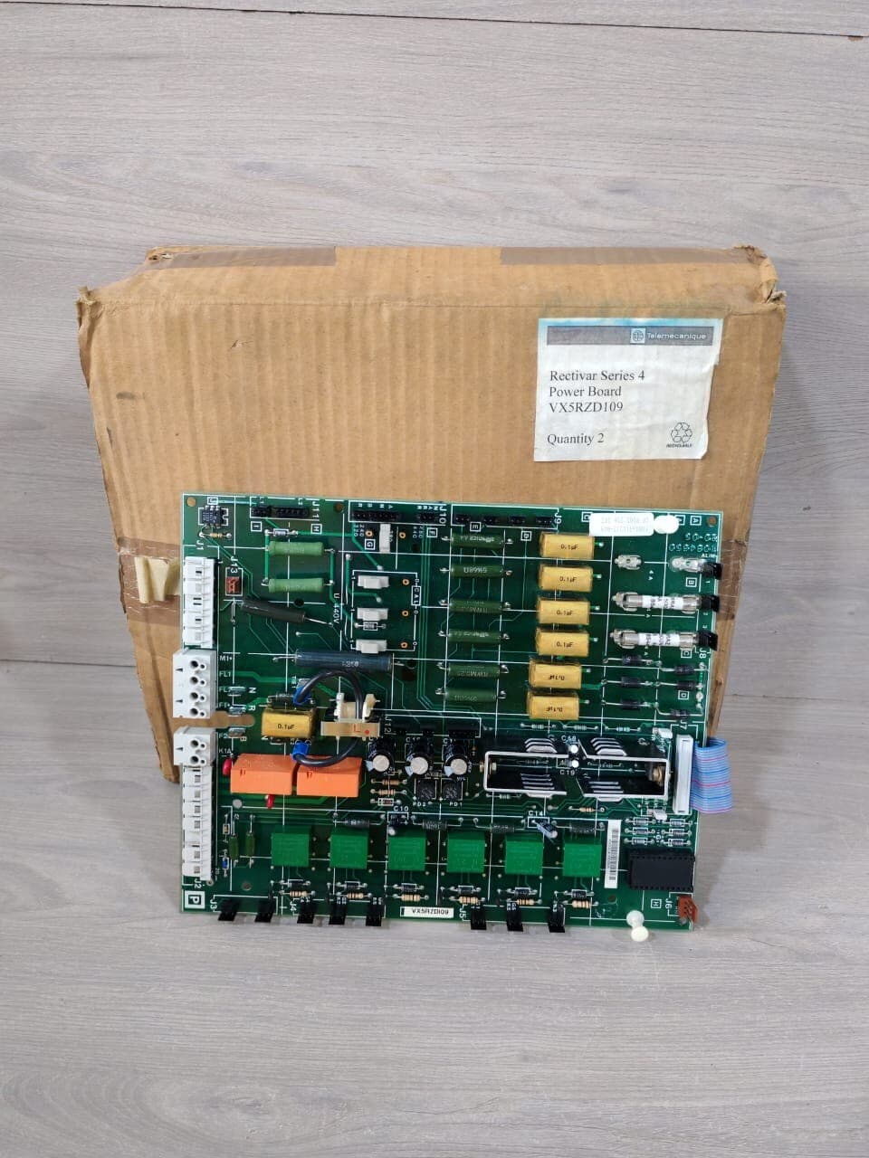 TELEMECANIQUE VX5RZD109 1084650-27-05 REACTIVAR SERIES 4 POWER BOARD