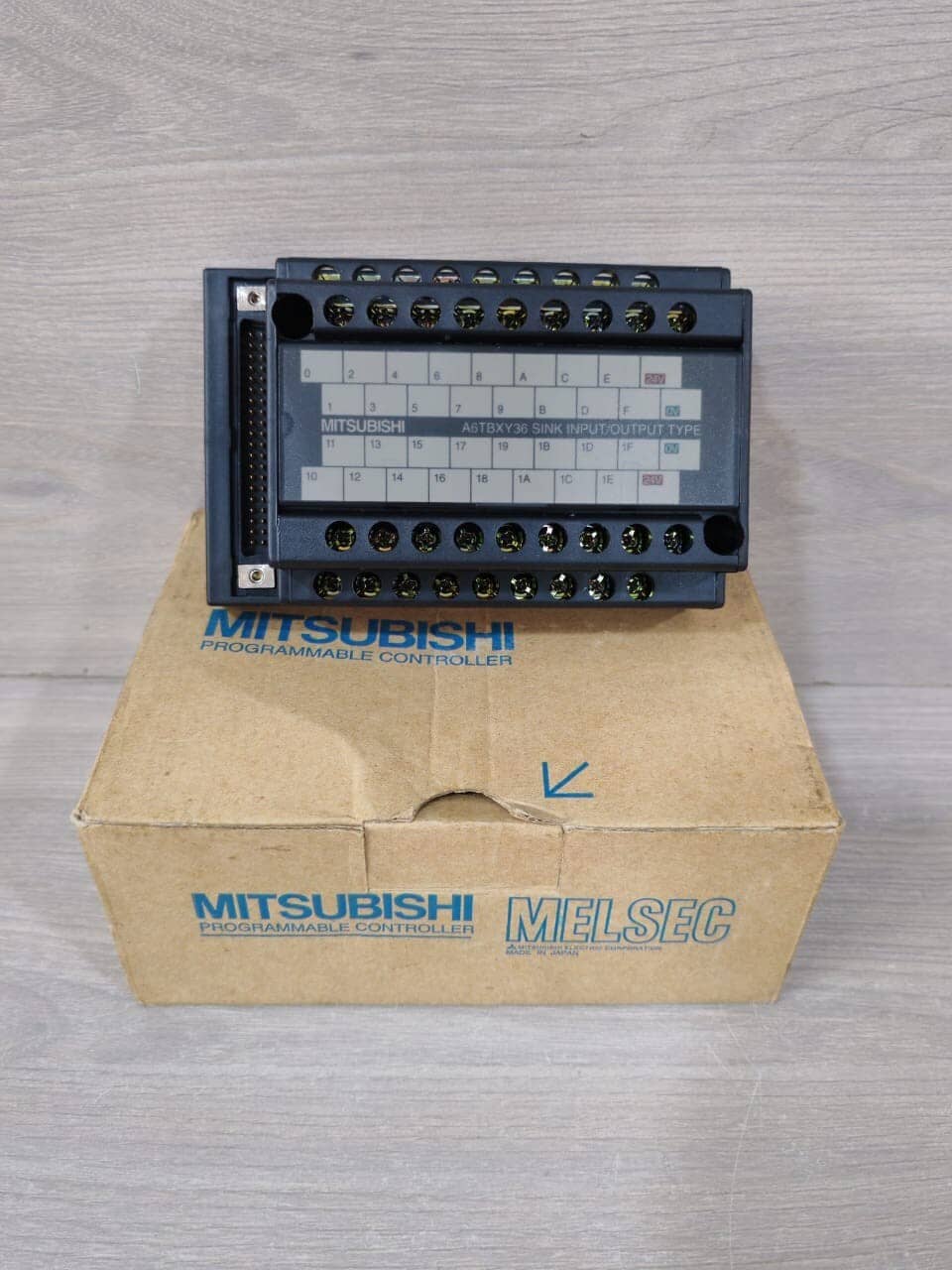 MITSUBISHI A6TBXY36 PROGRAMMABLE CONTROLLER
