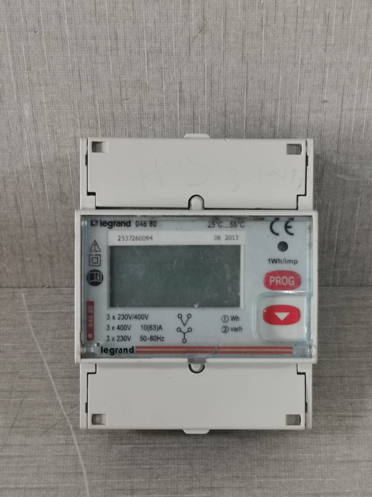 Legrand 046 80 LCD Digital Power Meter, 8-Digits, 3 Phase