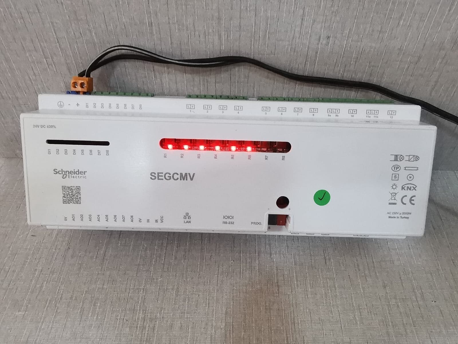 Schneider Electric SEGCMV Intelligent Motor Control-WITH DISCOLORATION/STAIN